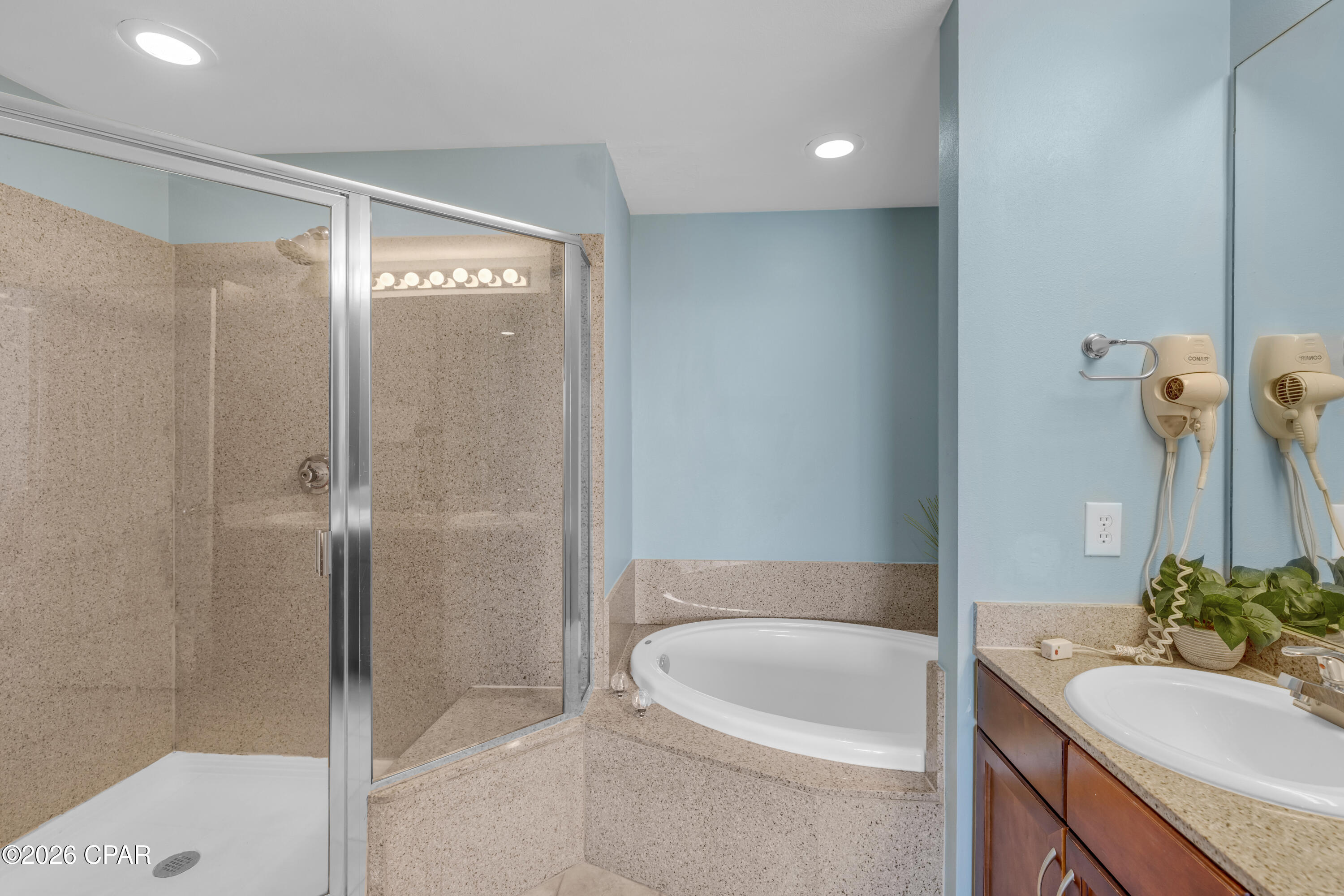 9860 S Thomas Drive 1022