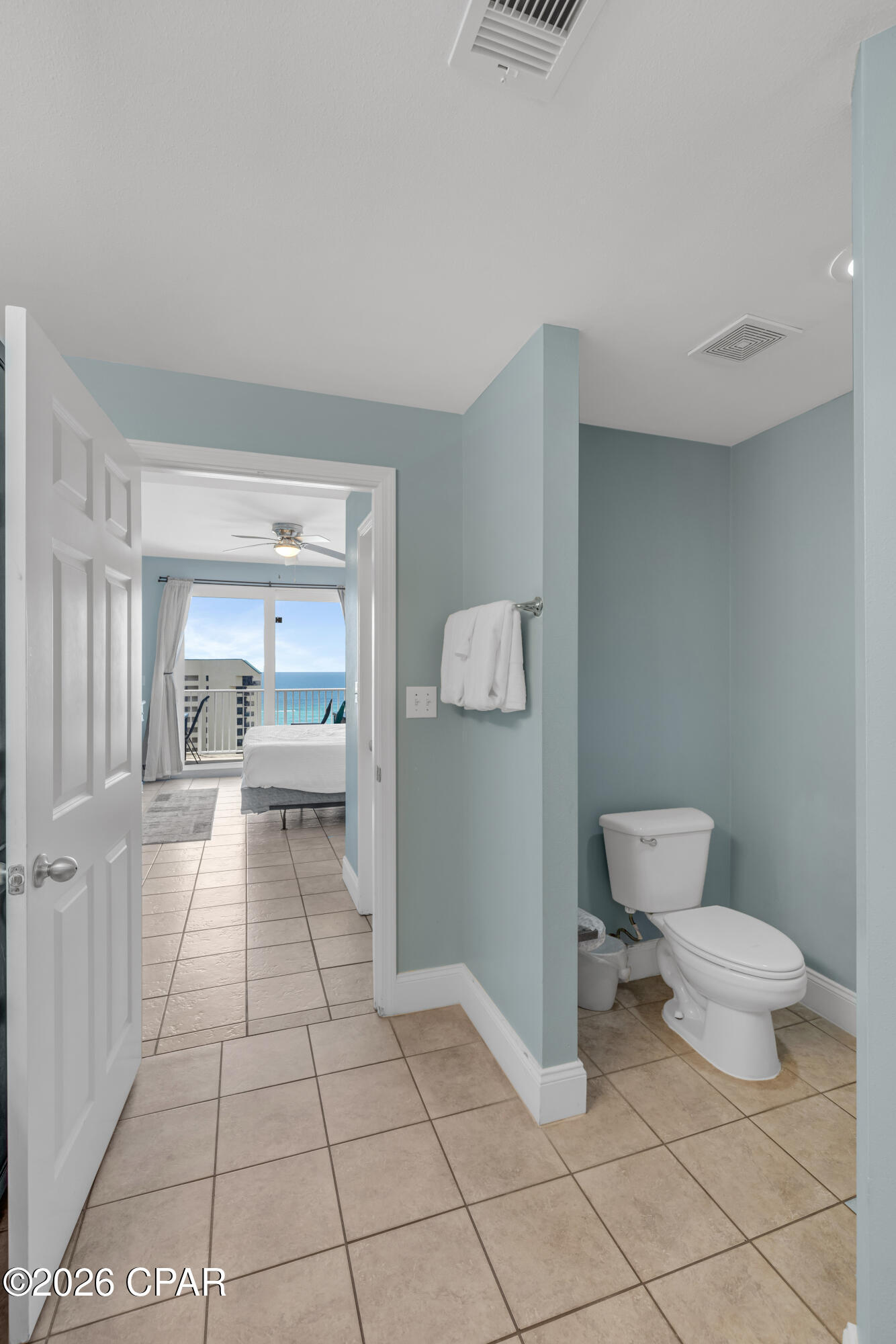 9860 S Thomas Drive 1022