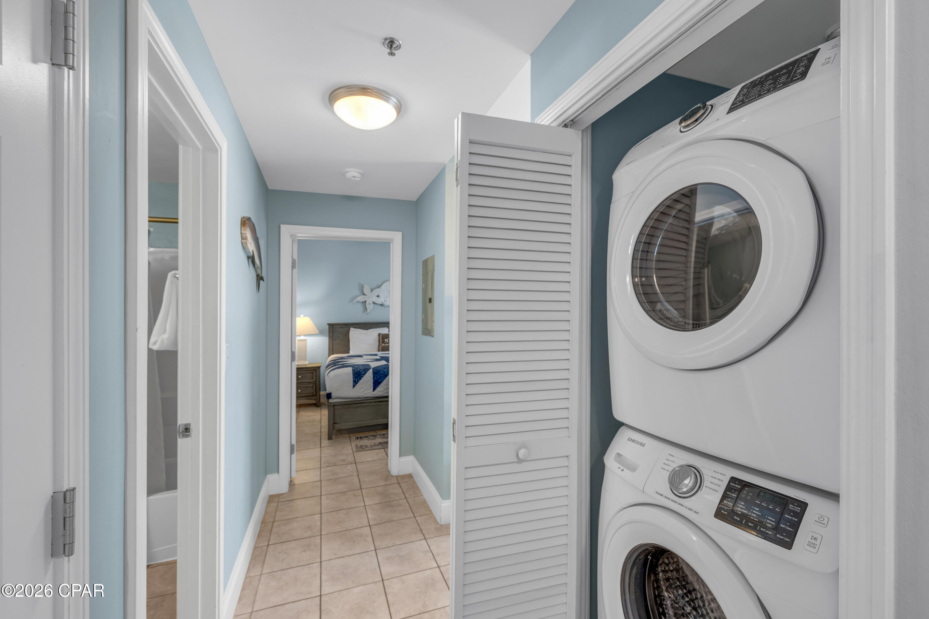 9860 S Thomas Drive 1022