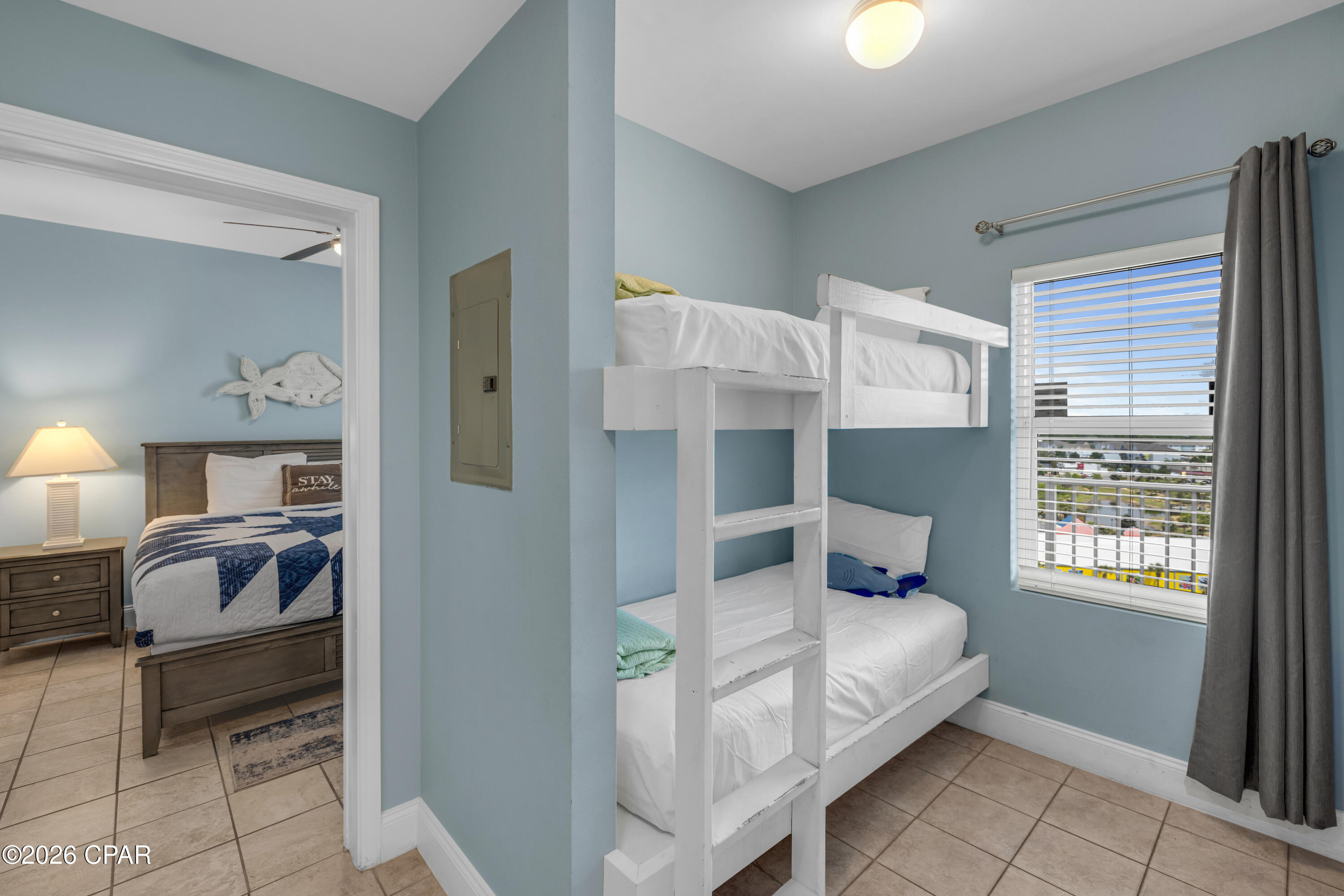 9860 S Thomas Drive 1022