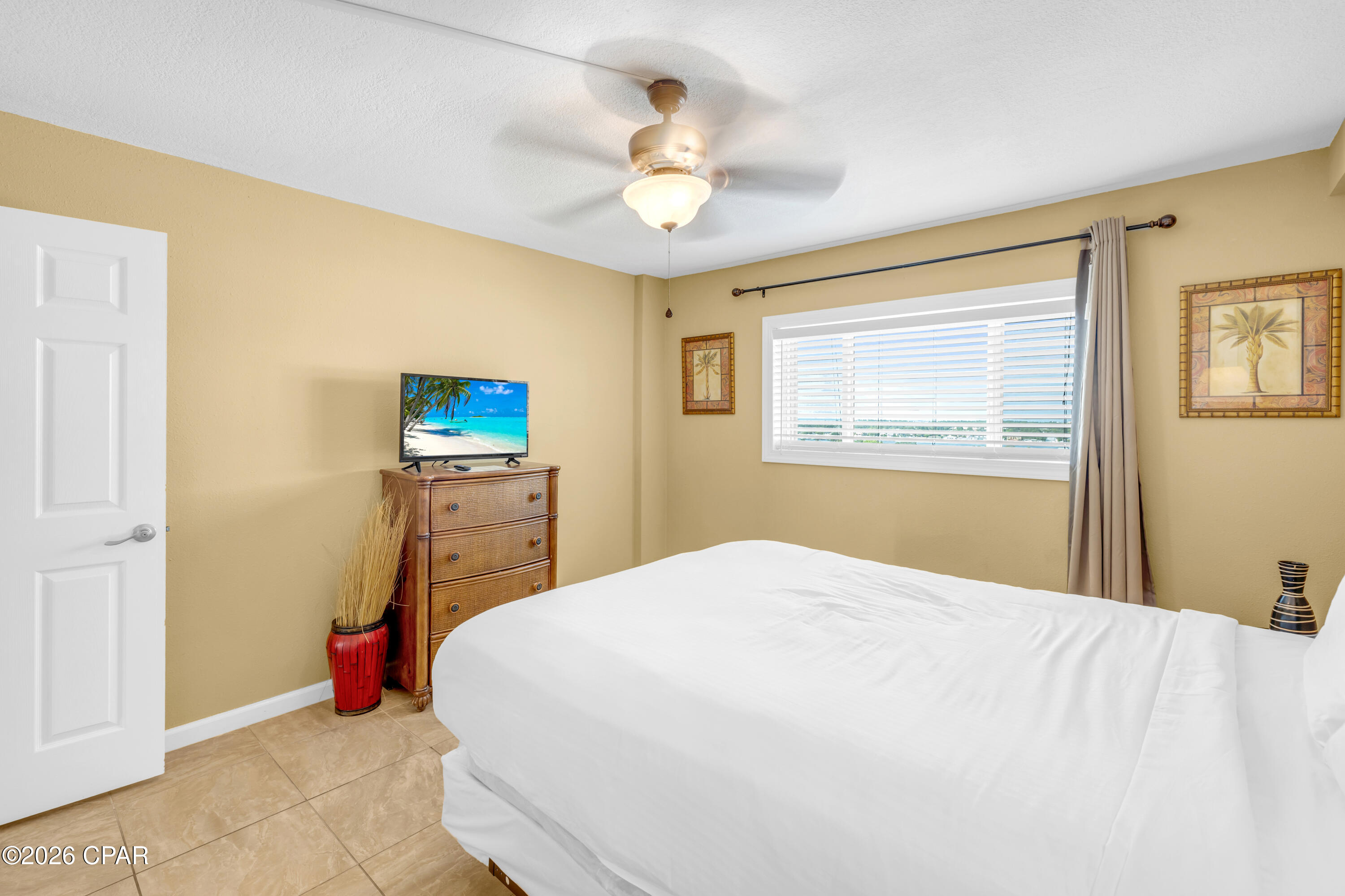5801 Thomas Drive 1319