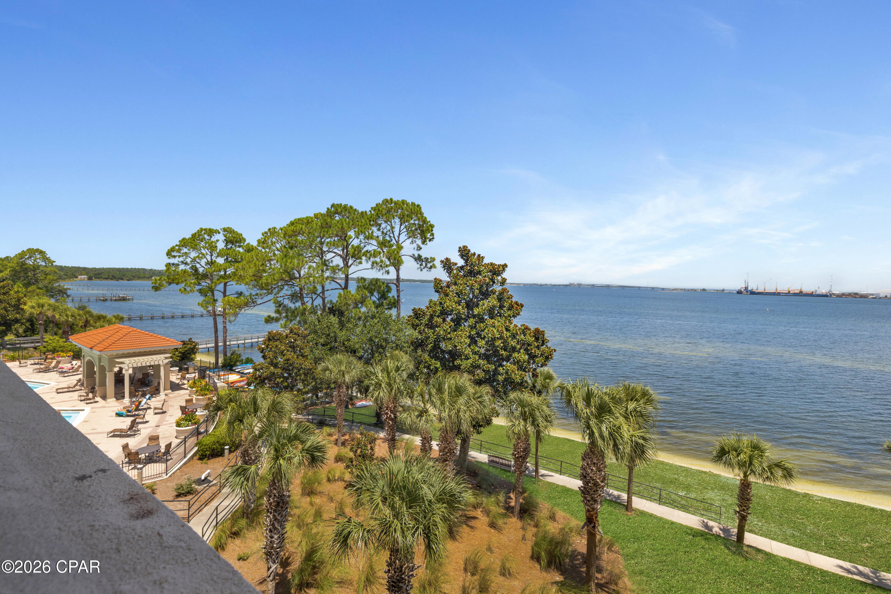 2400 Grandiflora Boulevard E404