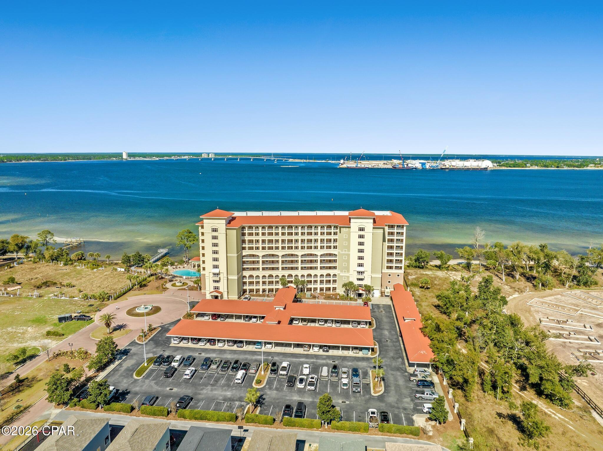 2400 Grandiflora Boulevard E404