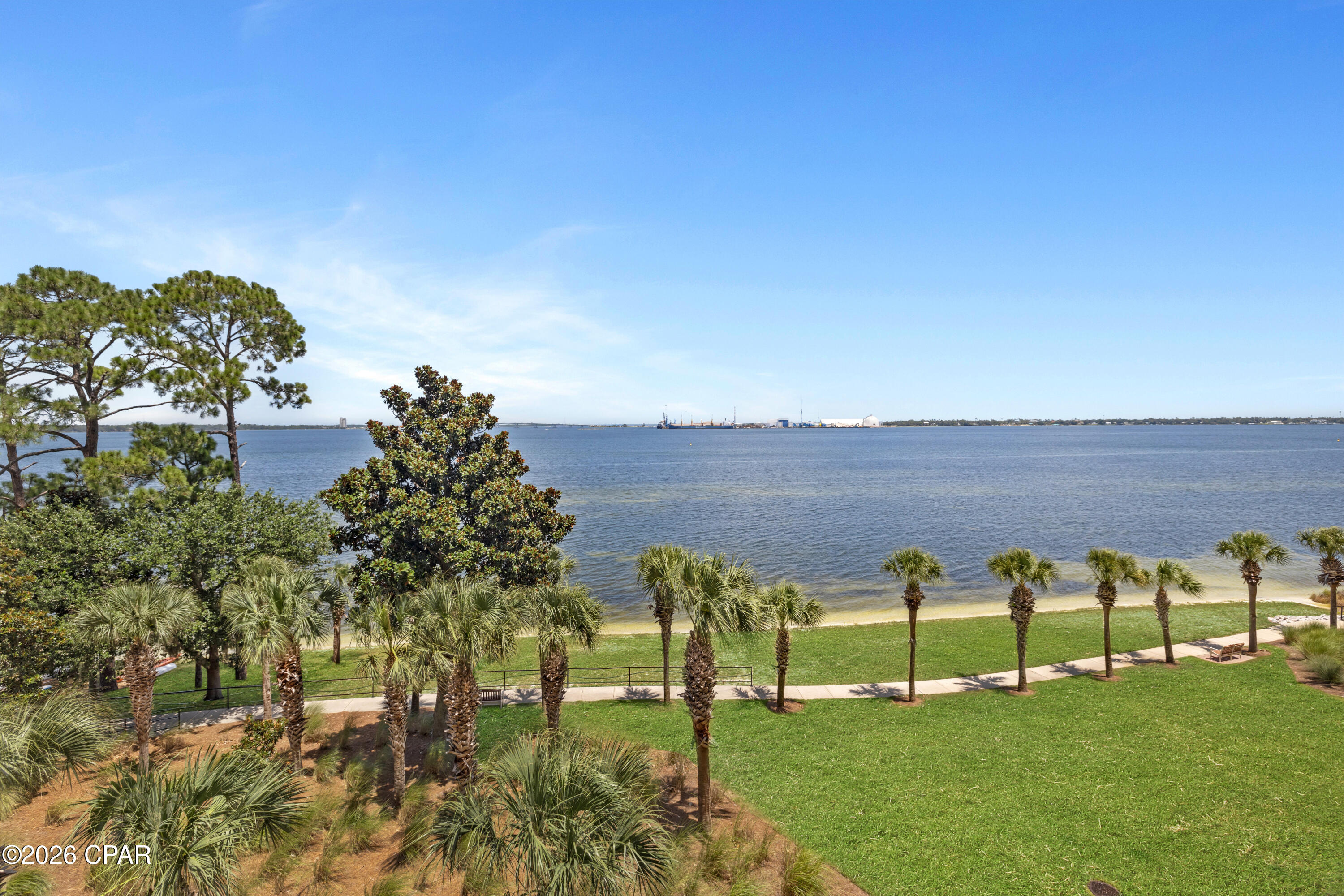 2400 Grandiflora Boulevard E404