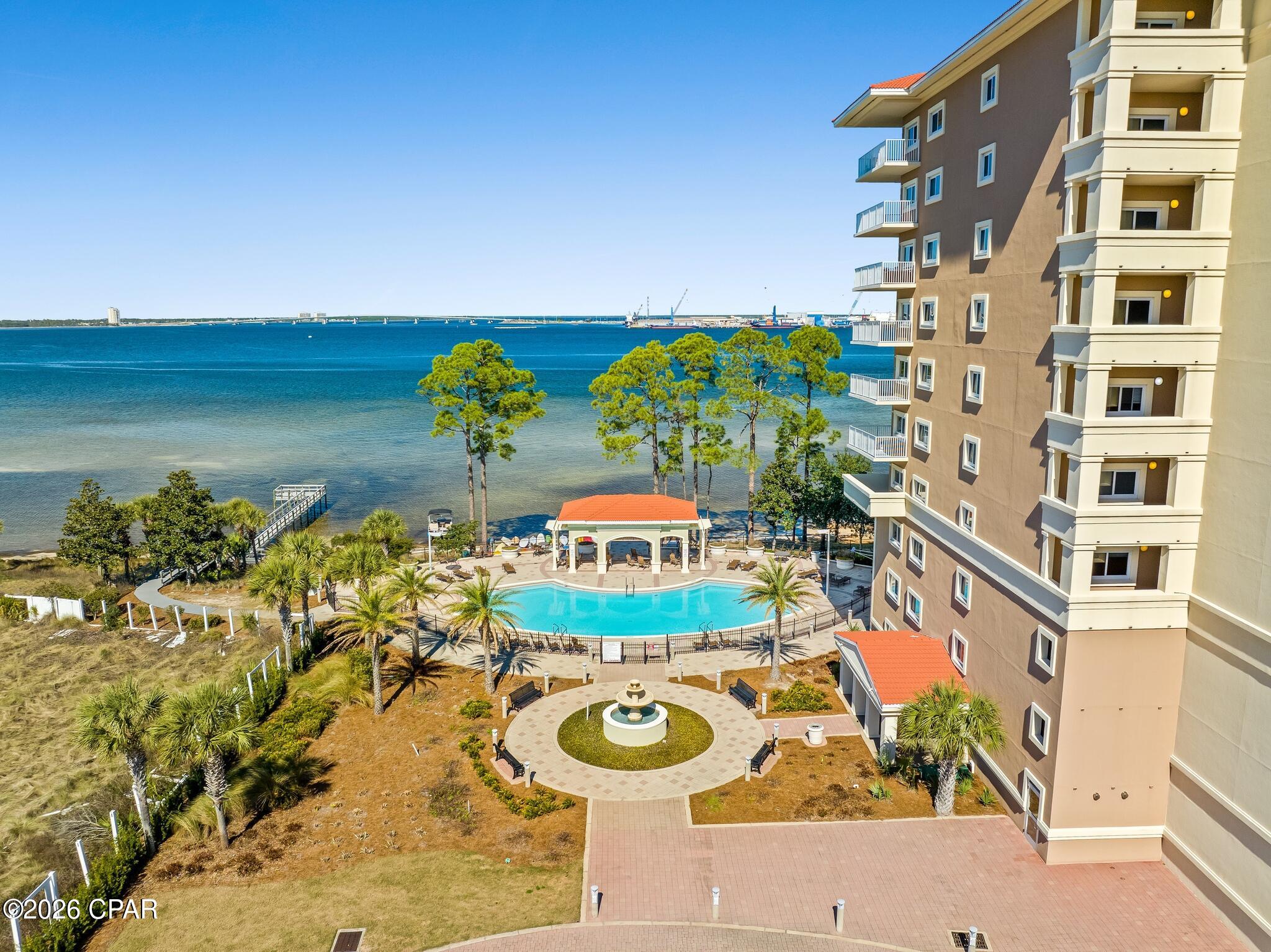 2400 Grandiflora Boulevard E404