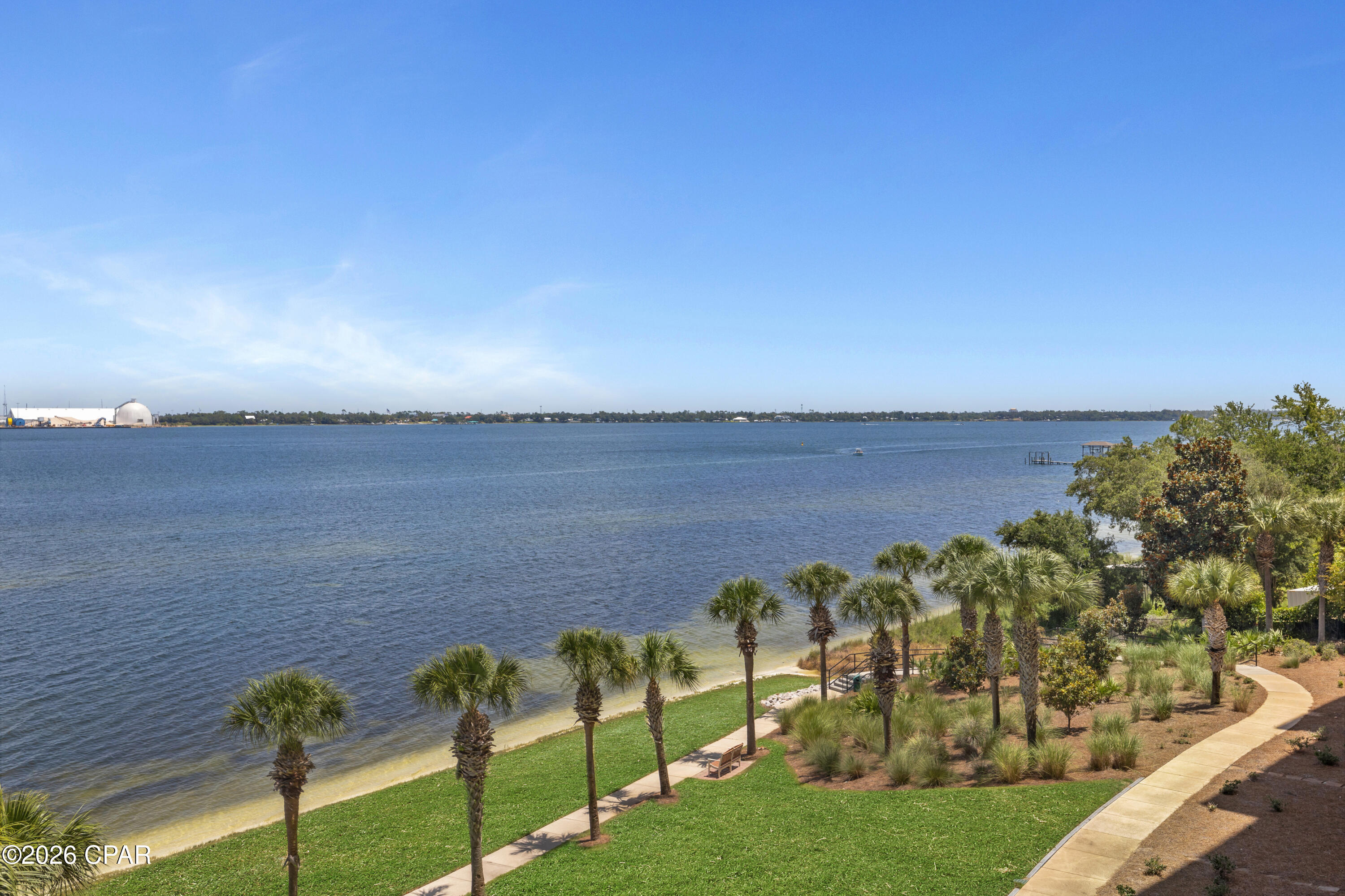 2400 Grandiflora Boulevard E404