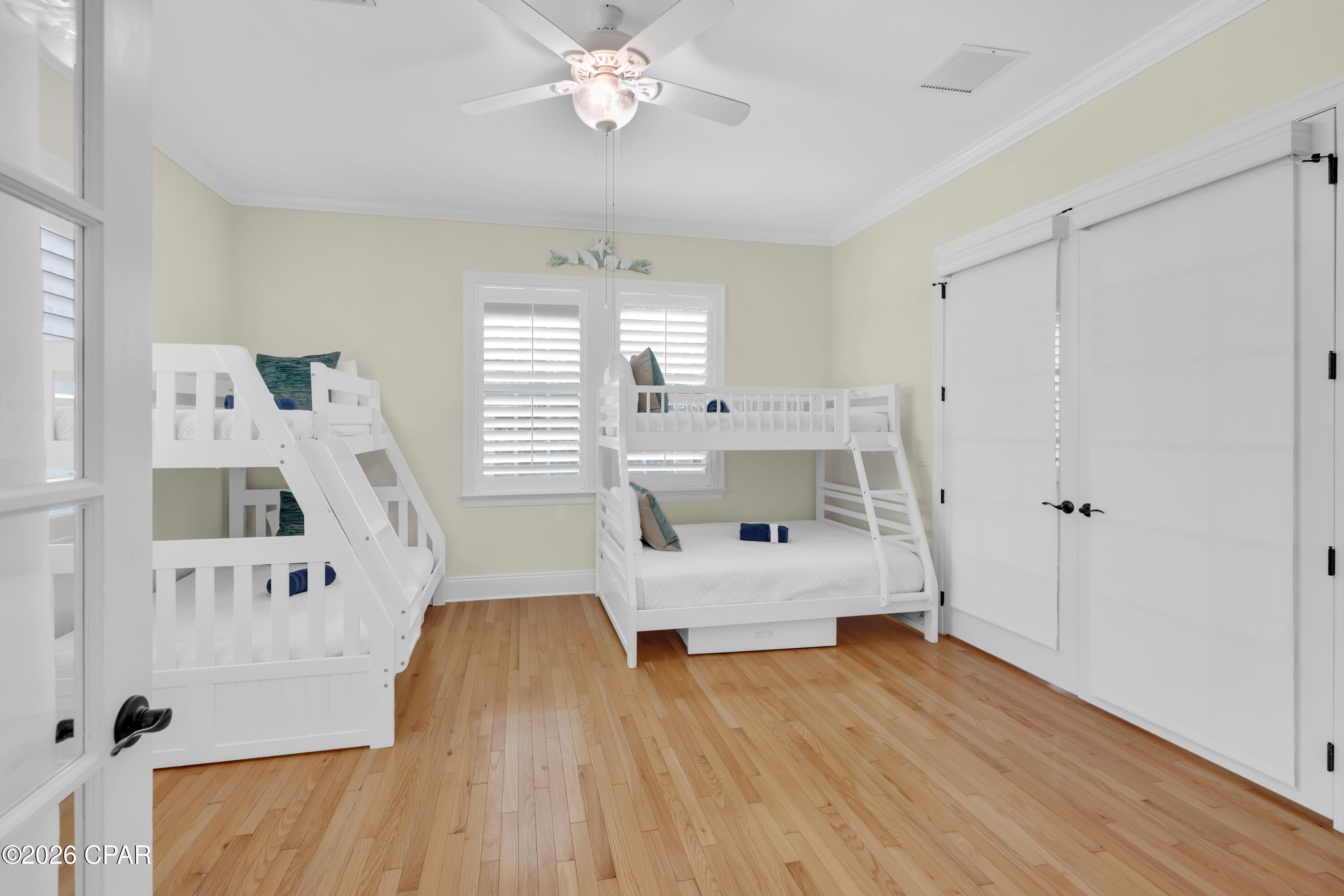 900 W Beach Drive