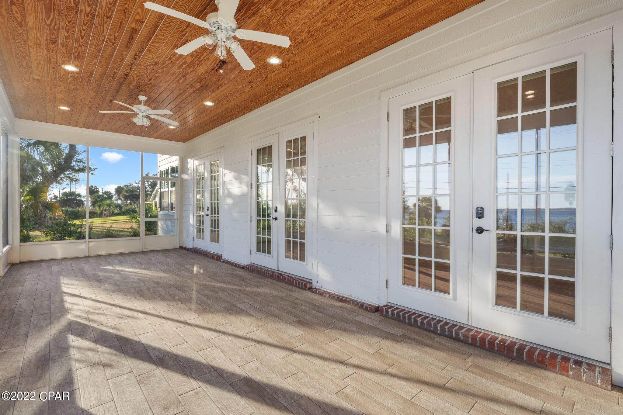 900 W Beach Drive