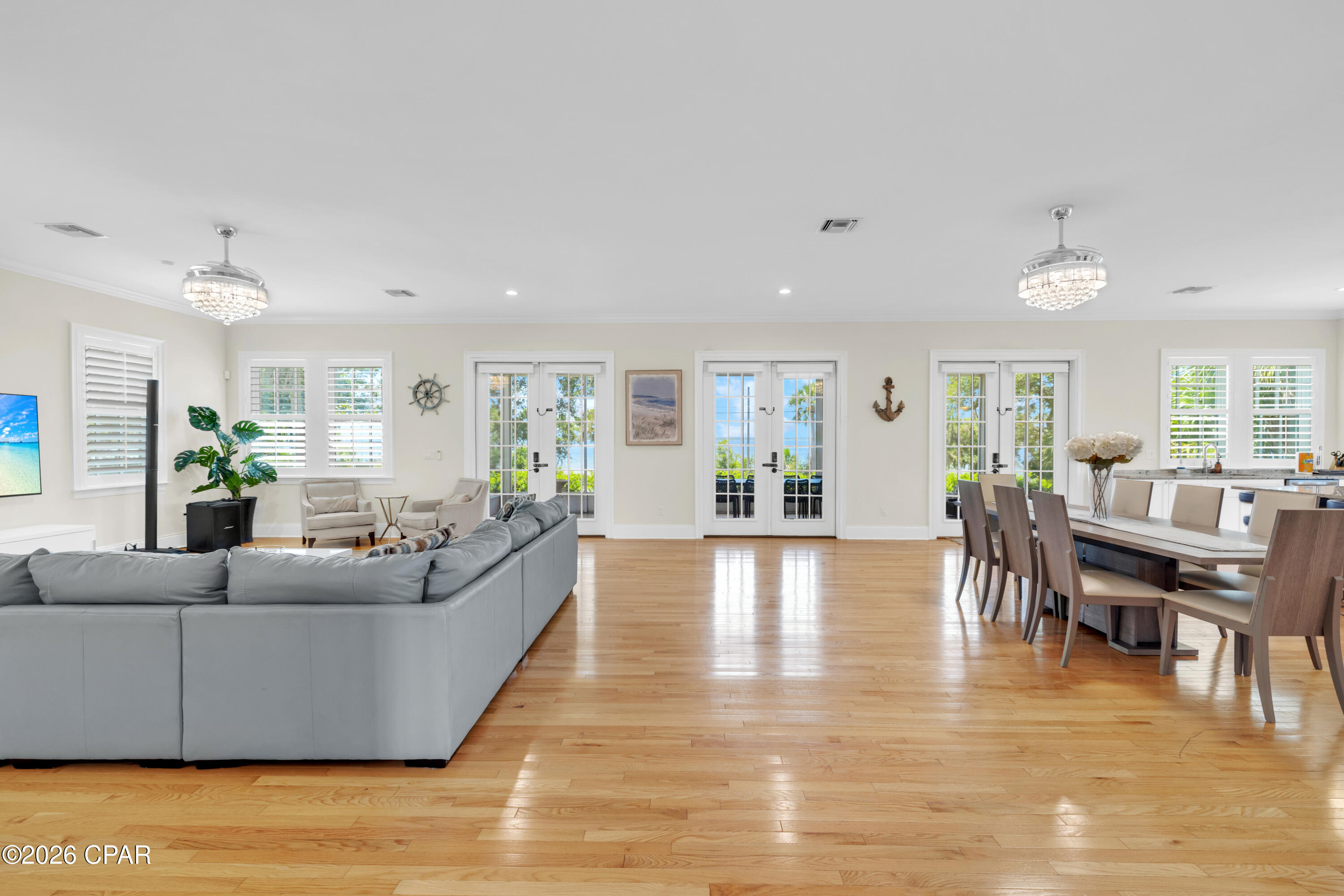 900 W Beach Drive