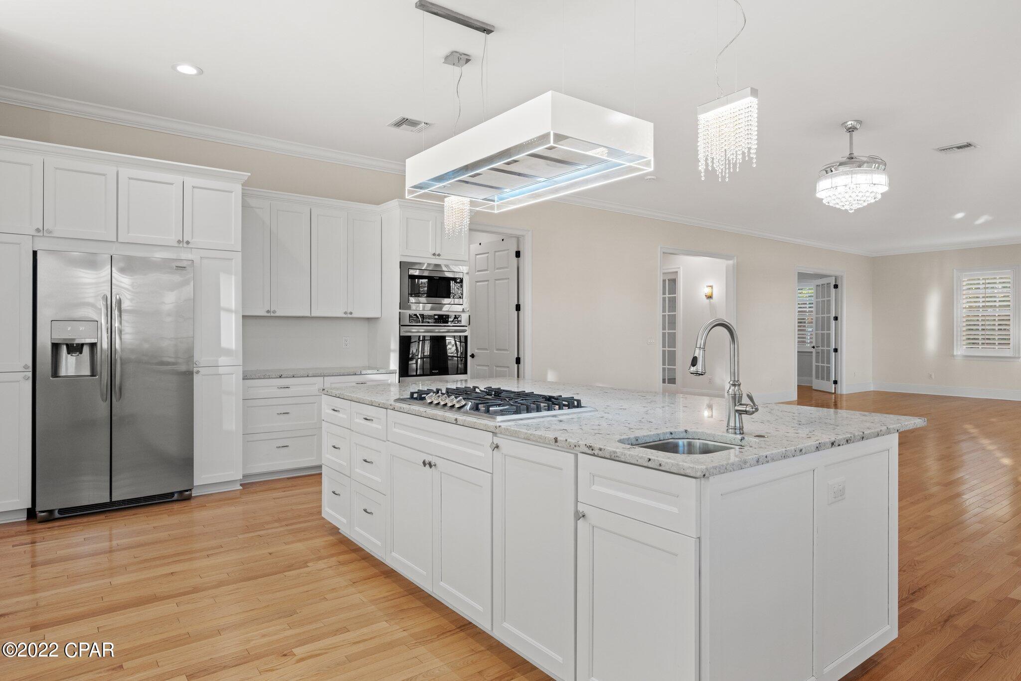 900 W Beach Drive