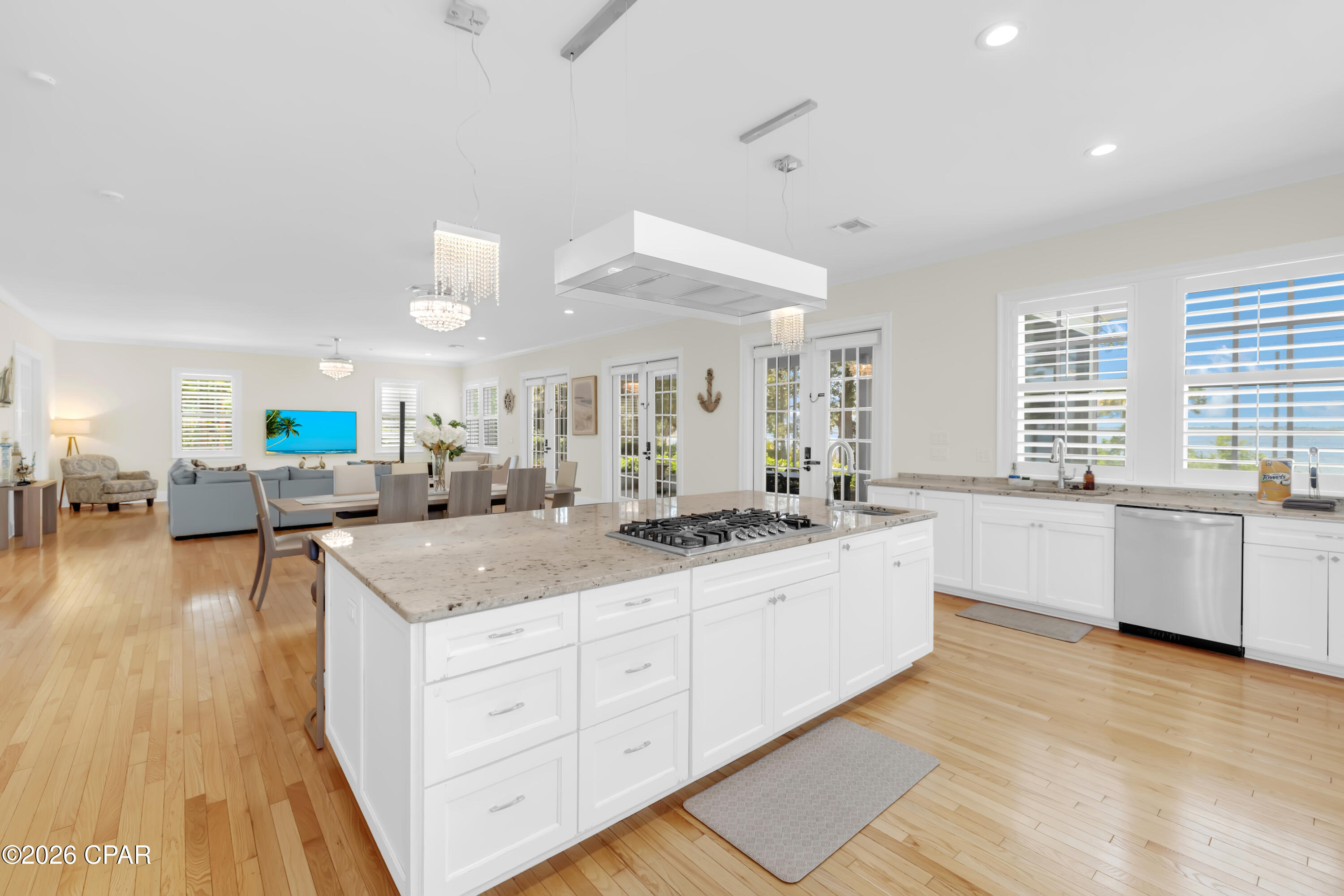 900 W Beach Drive
