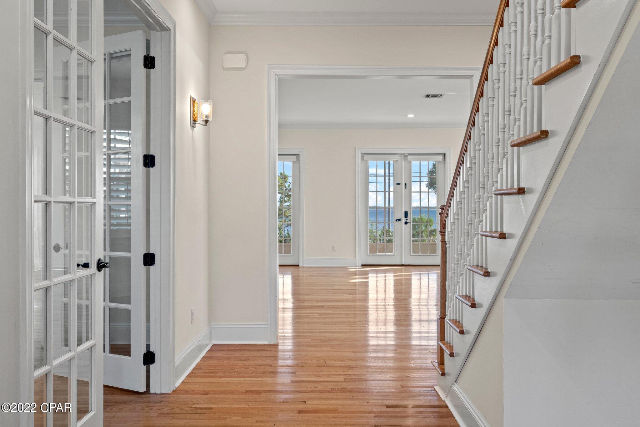 900 W Beach Drive