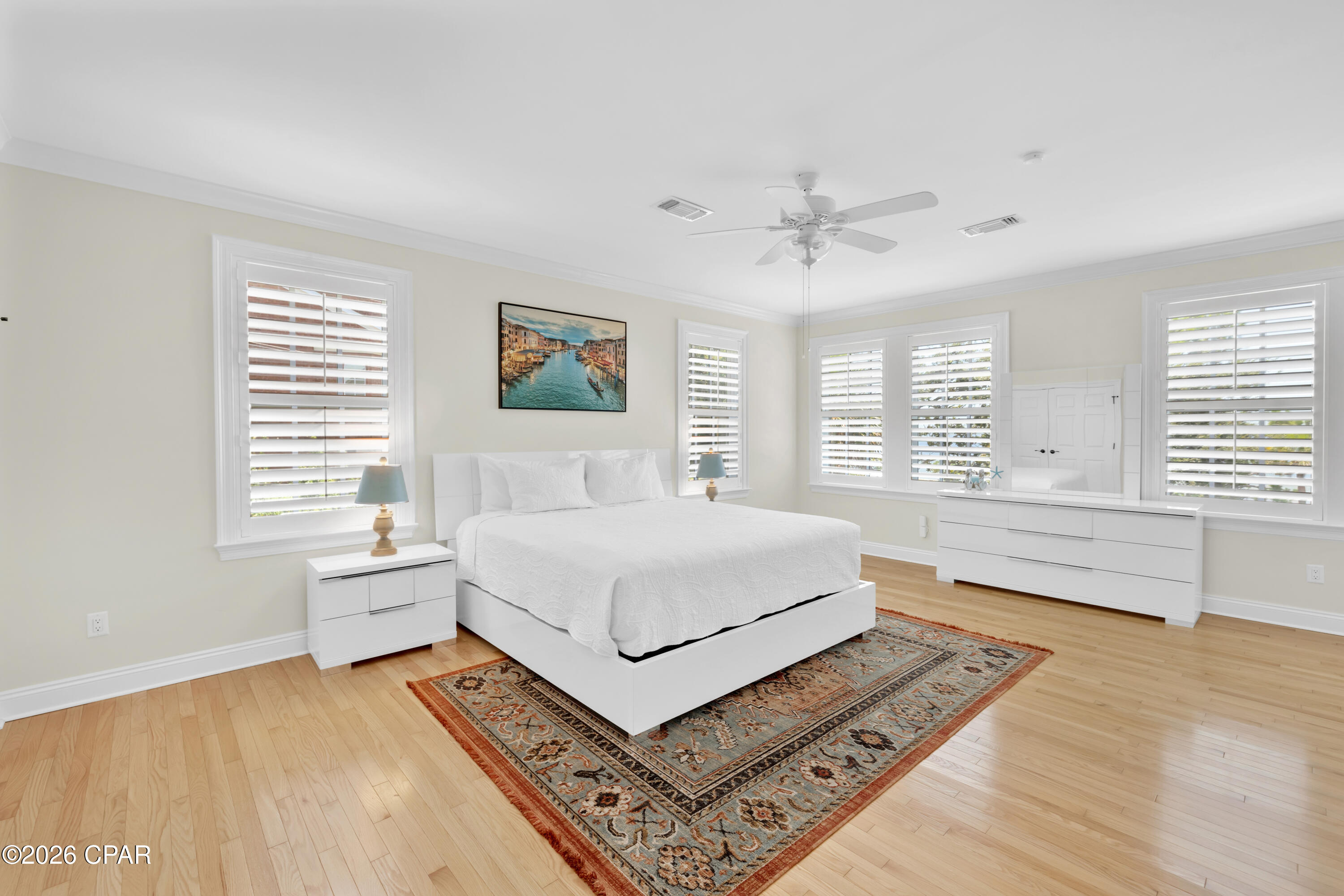 900 W Beach Drive