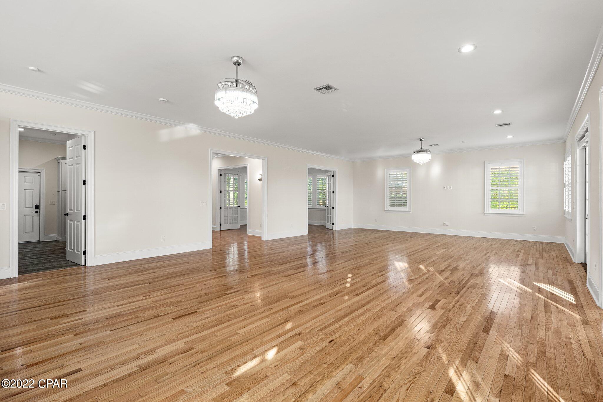 900 W Beach Drive