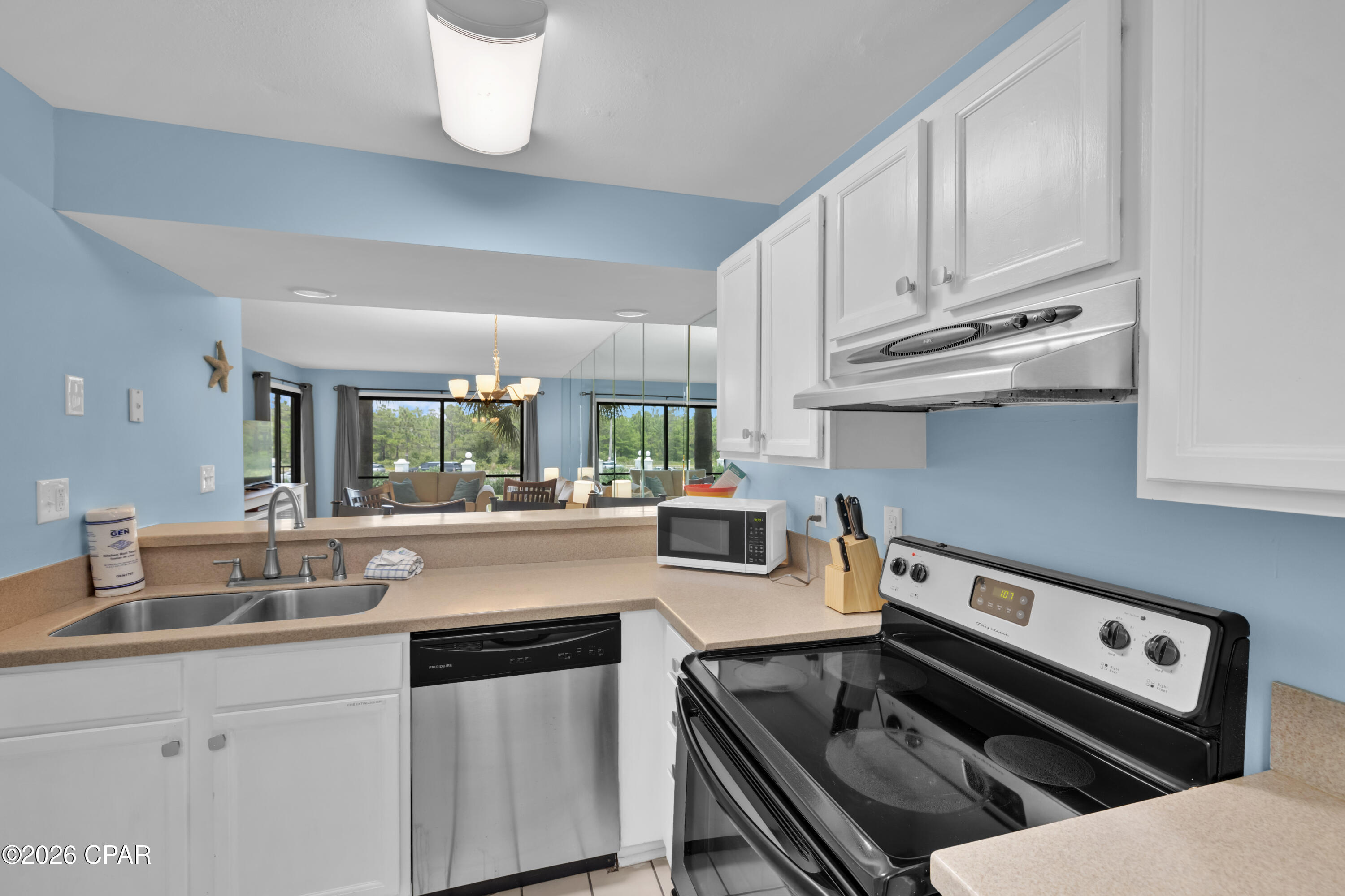 520 N Richard Jackson Boulevard 1609
