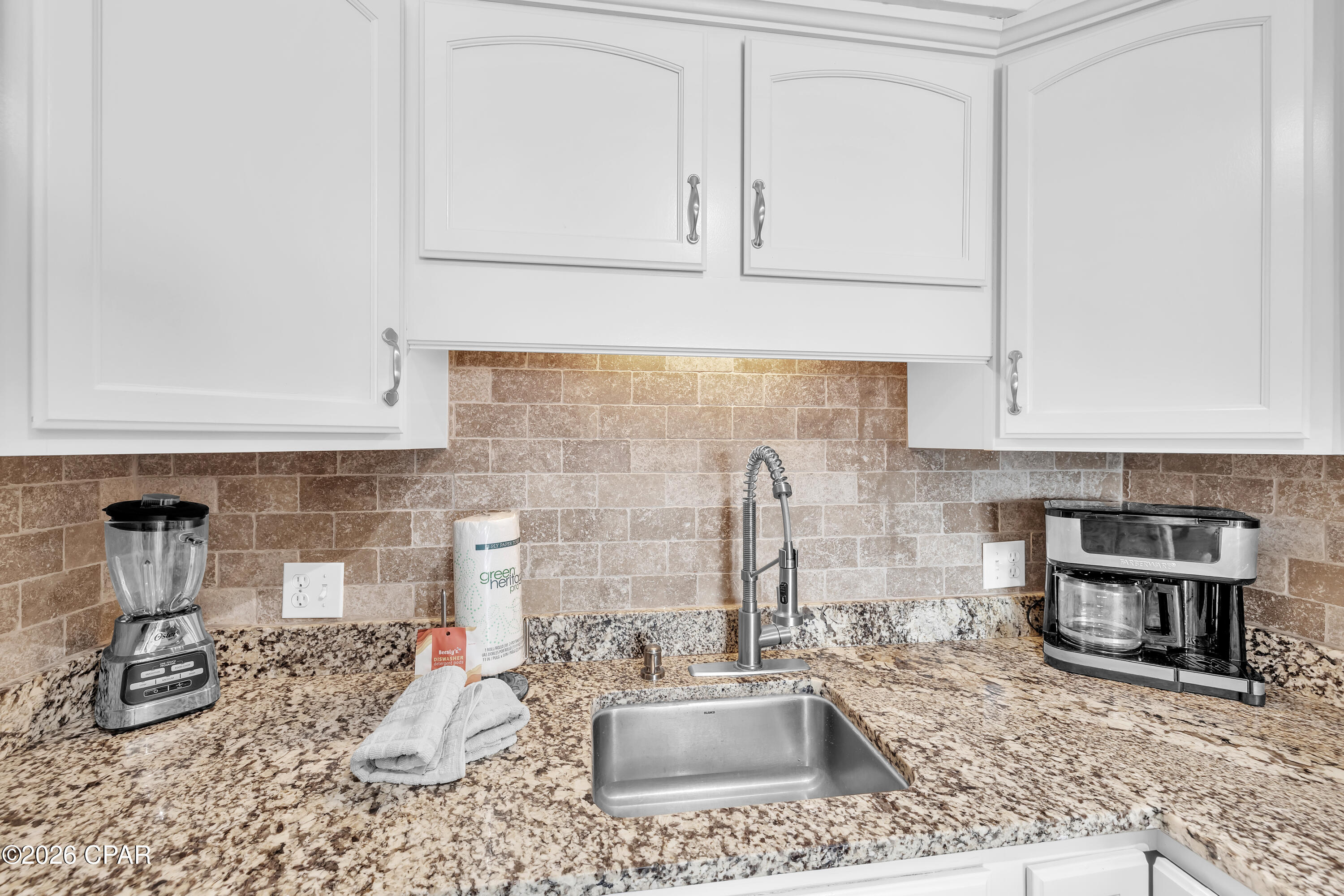 8743 Thomas Drive 418
