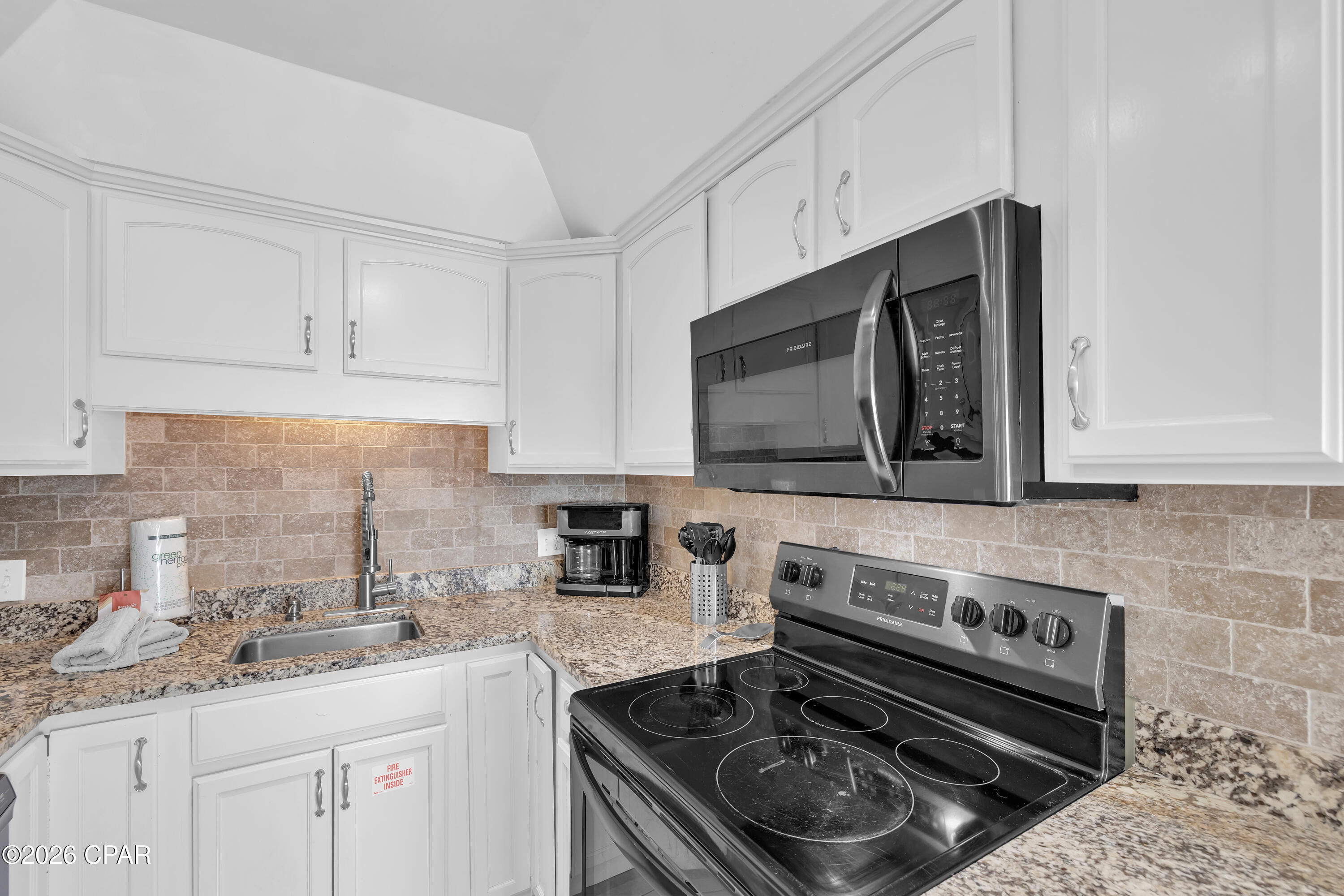 8743 Thomas Drive 418