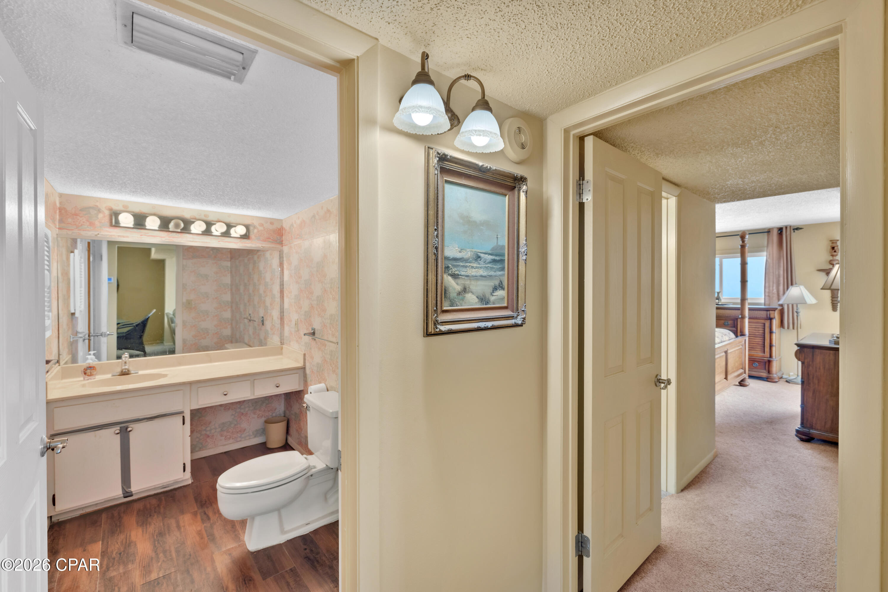 5801 Thomas Drive 1305
