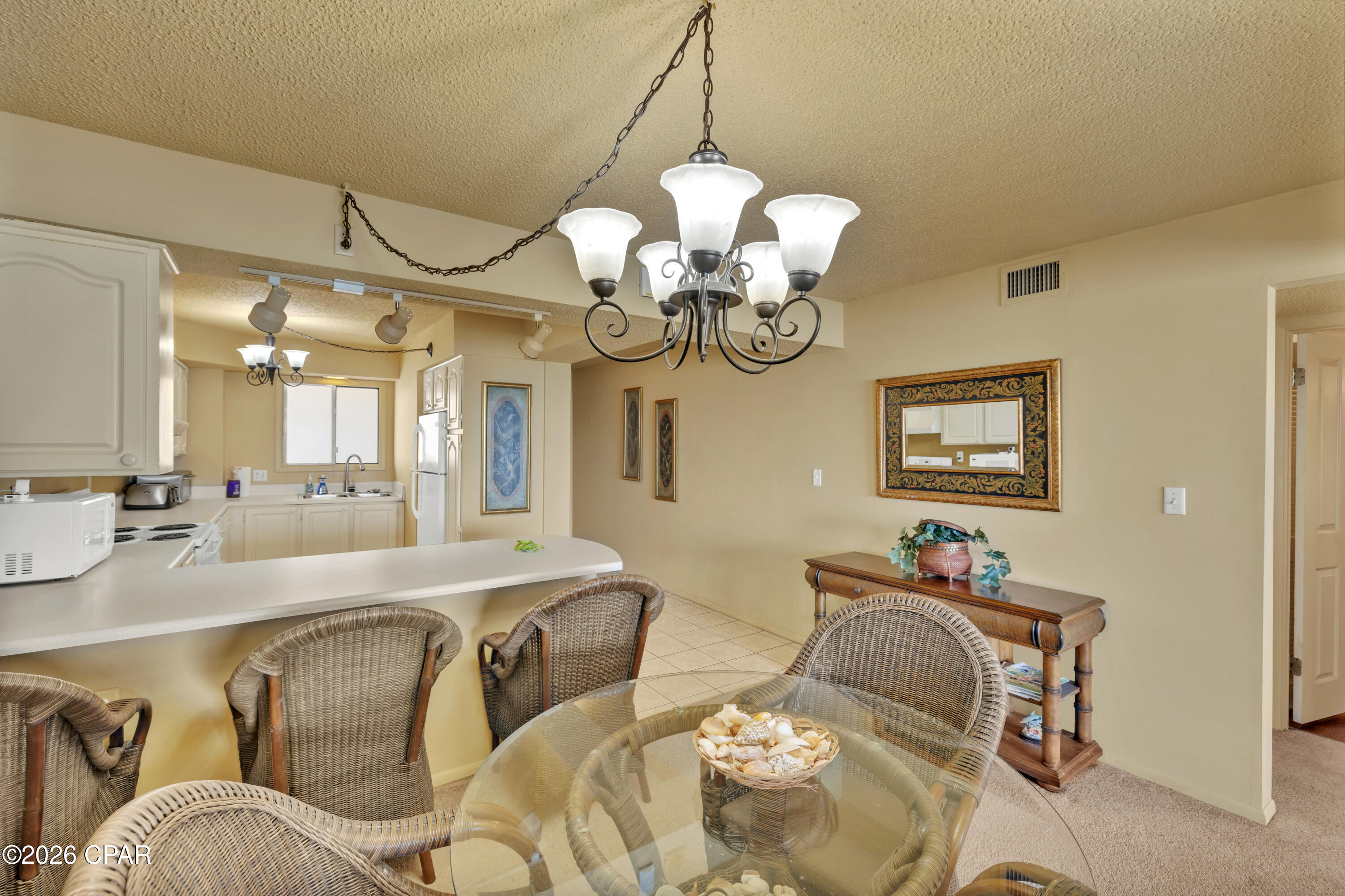 5801 Thomas Drive 1305