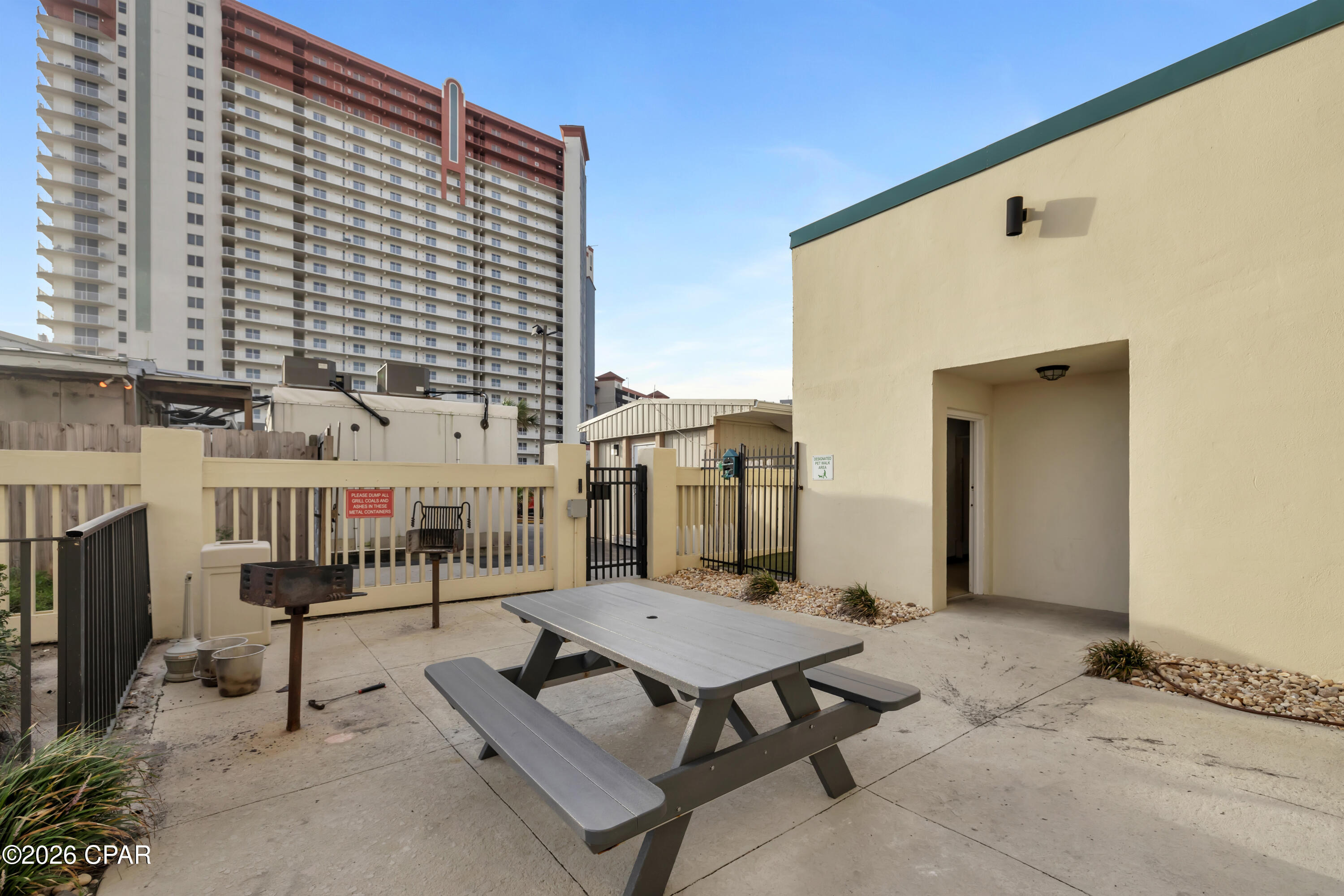 9850 S Thomas Drive 305W