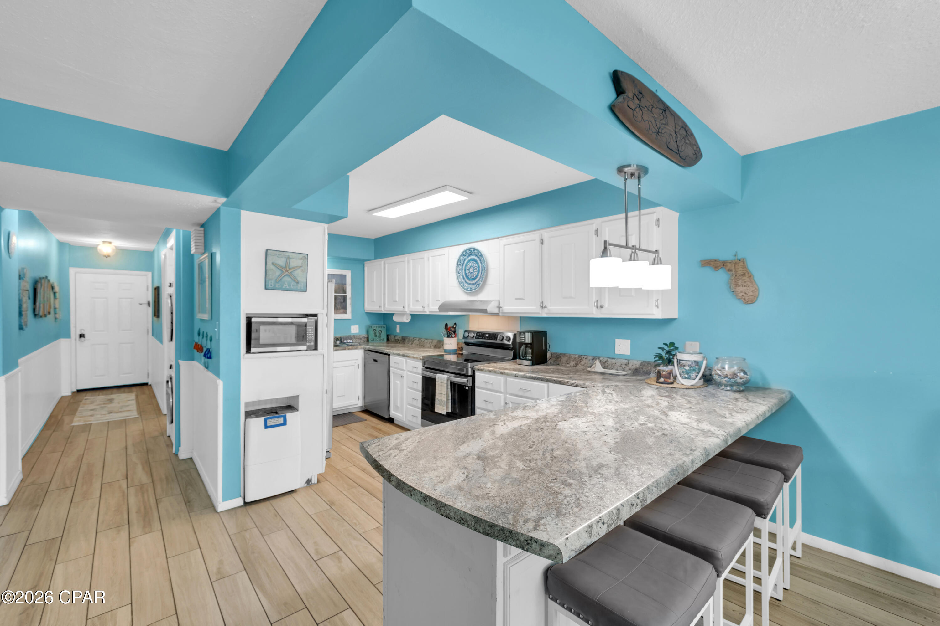 5801 Thomas Drive 1323