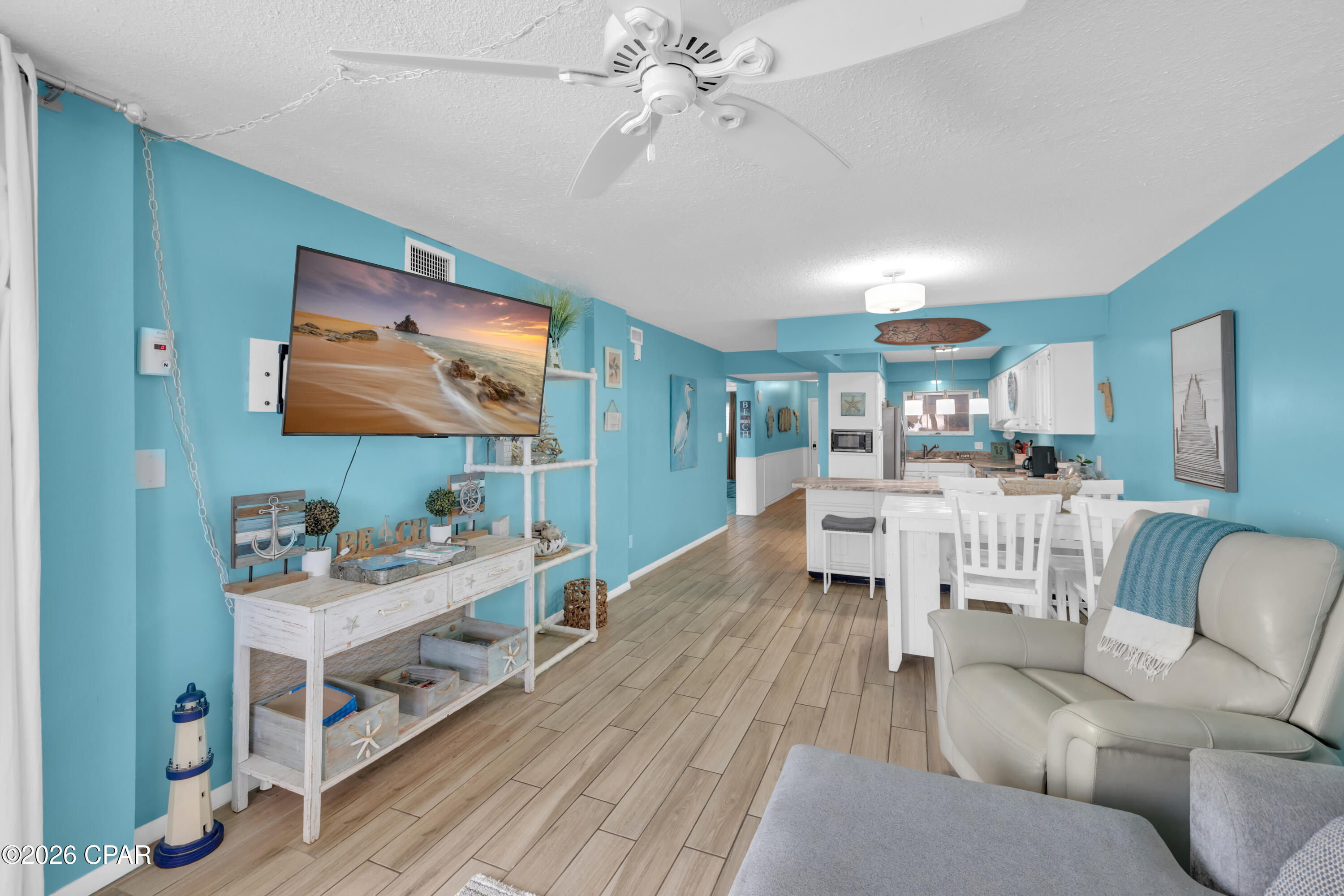 5801 Thomas Drive 1323