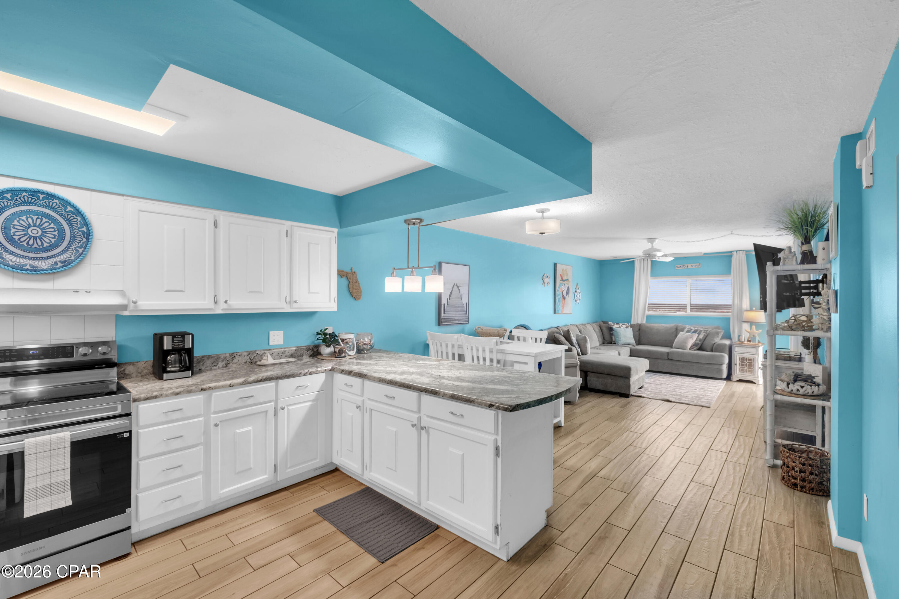 5801 Thomas Drive 1323