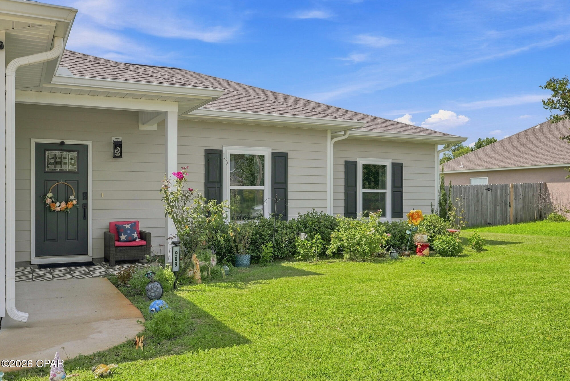 909 Mallory Drive