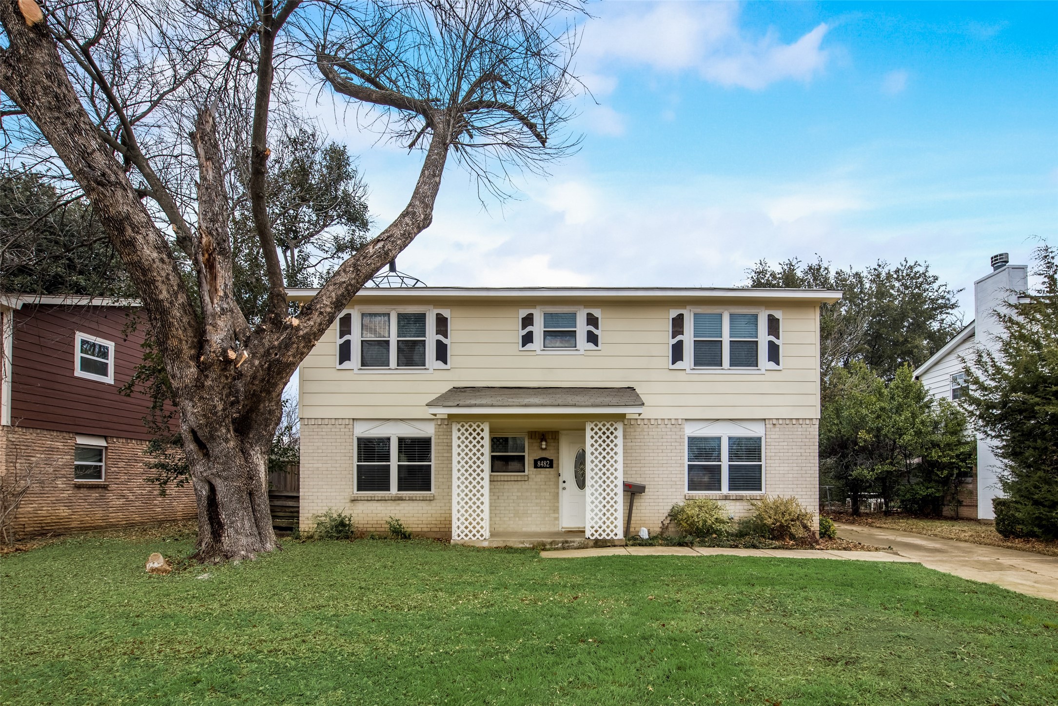 8482 Birchcroft Drive