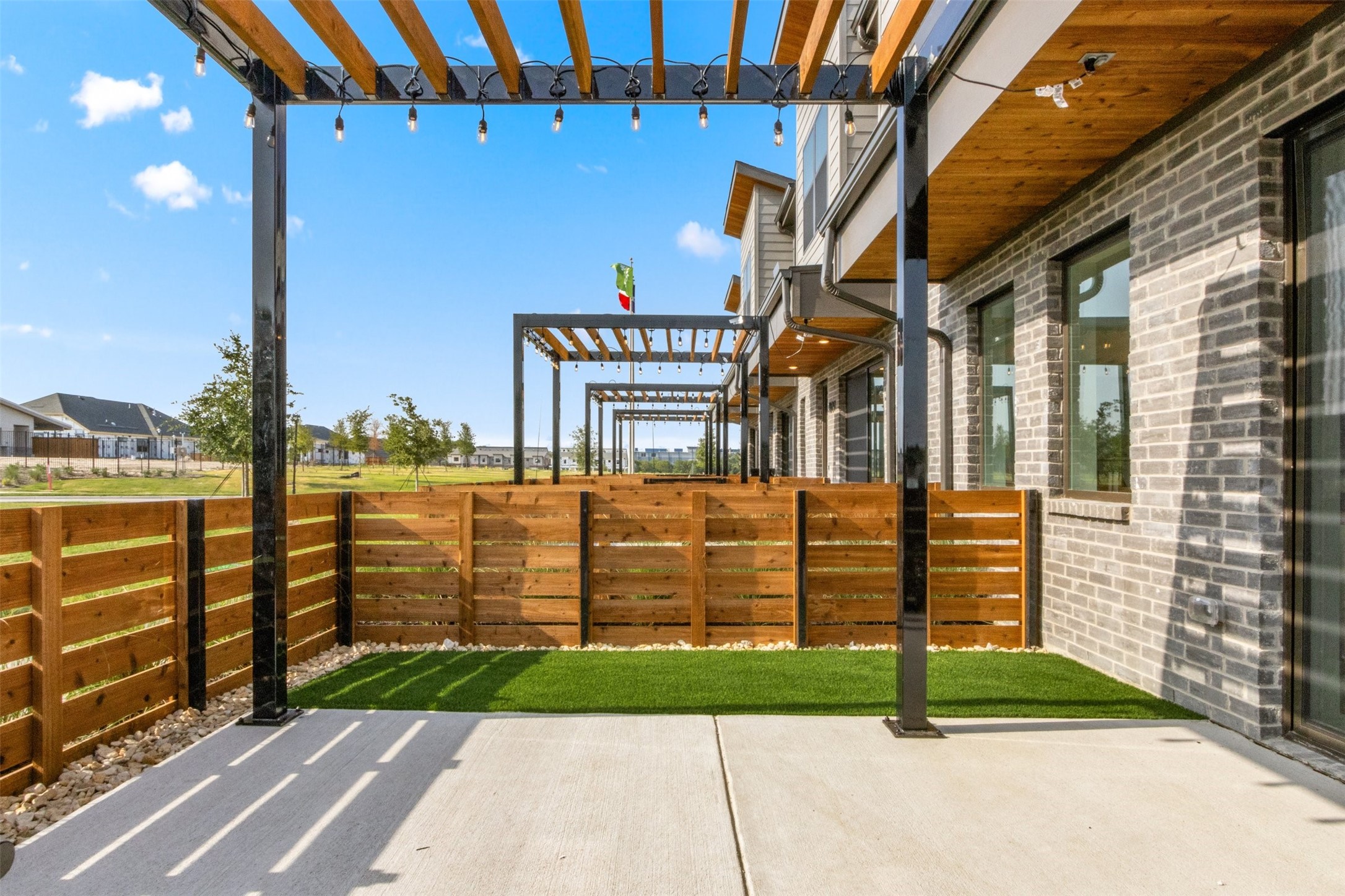 1811 Parkview Drive