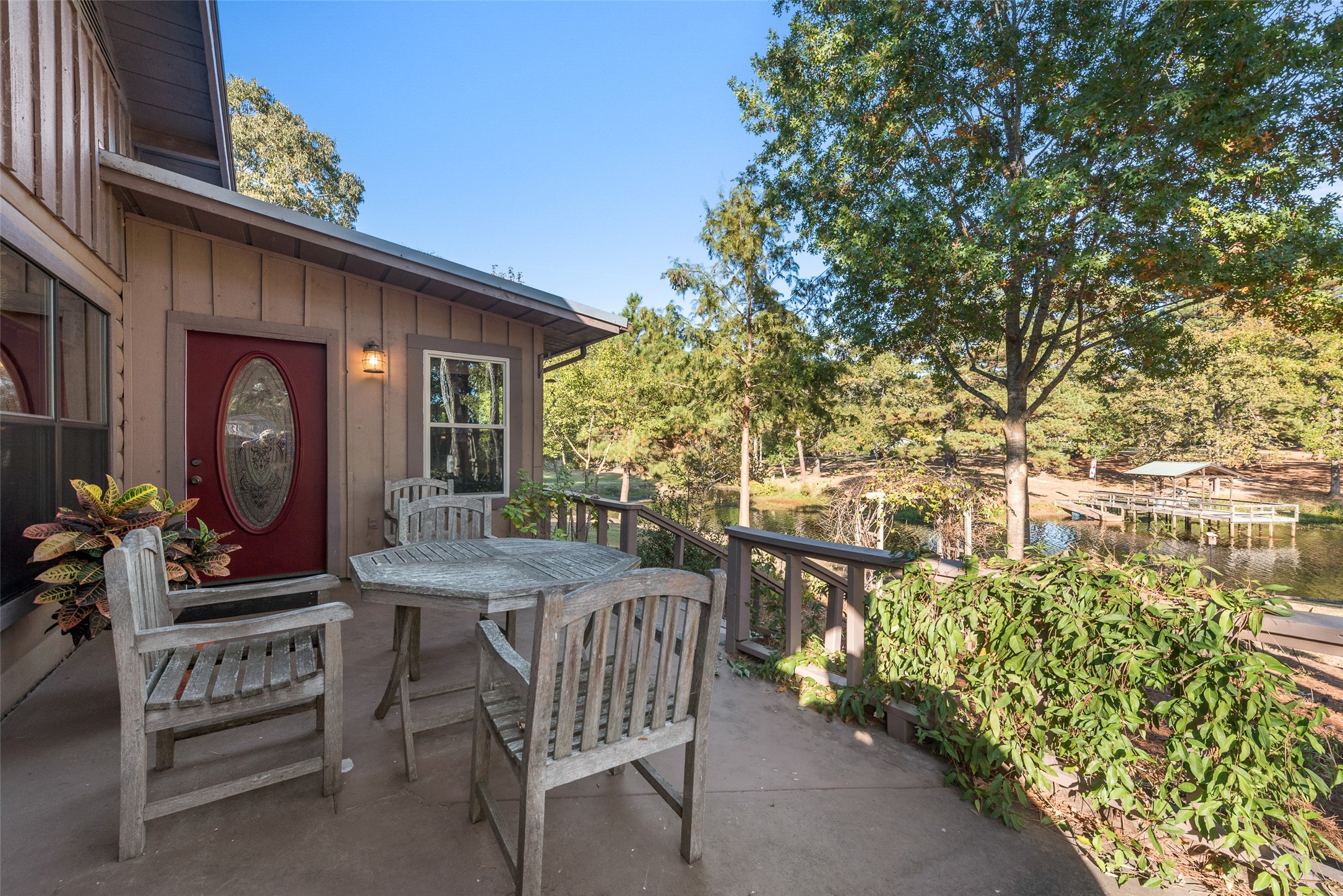 216 County Road 2111