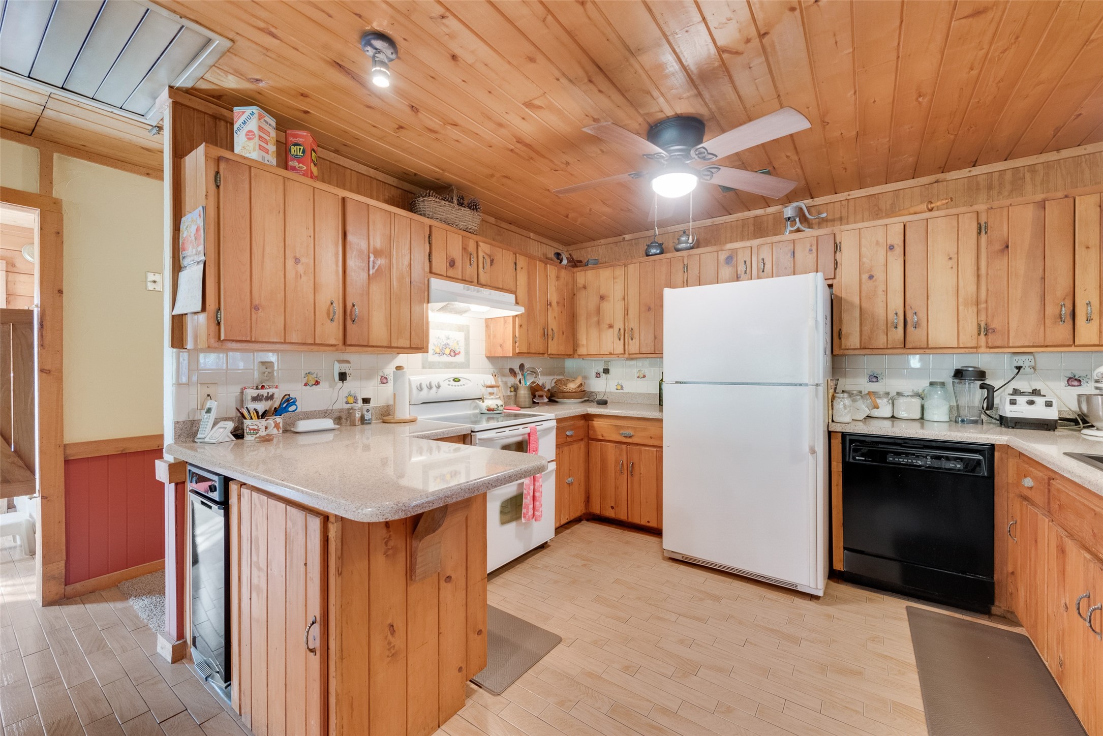 216 County Road 2111