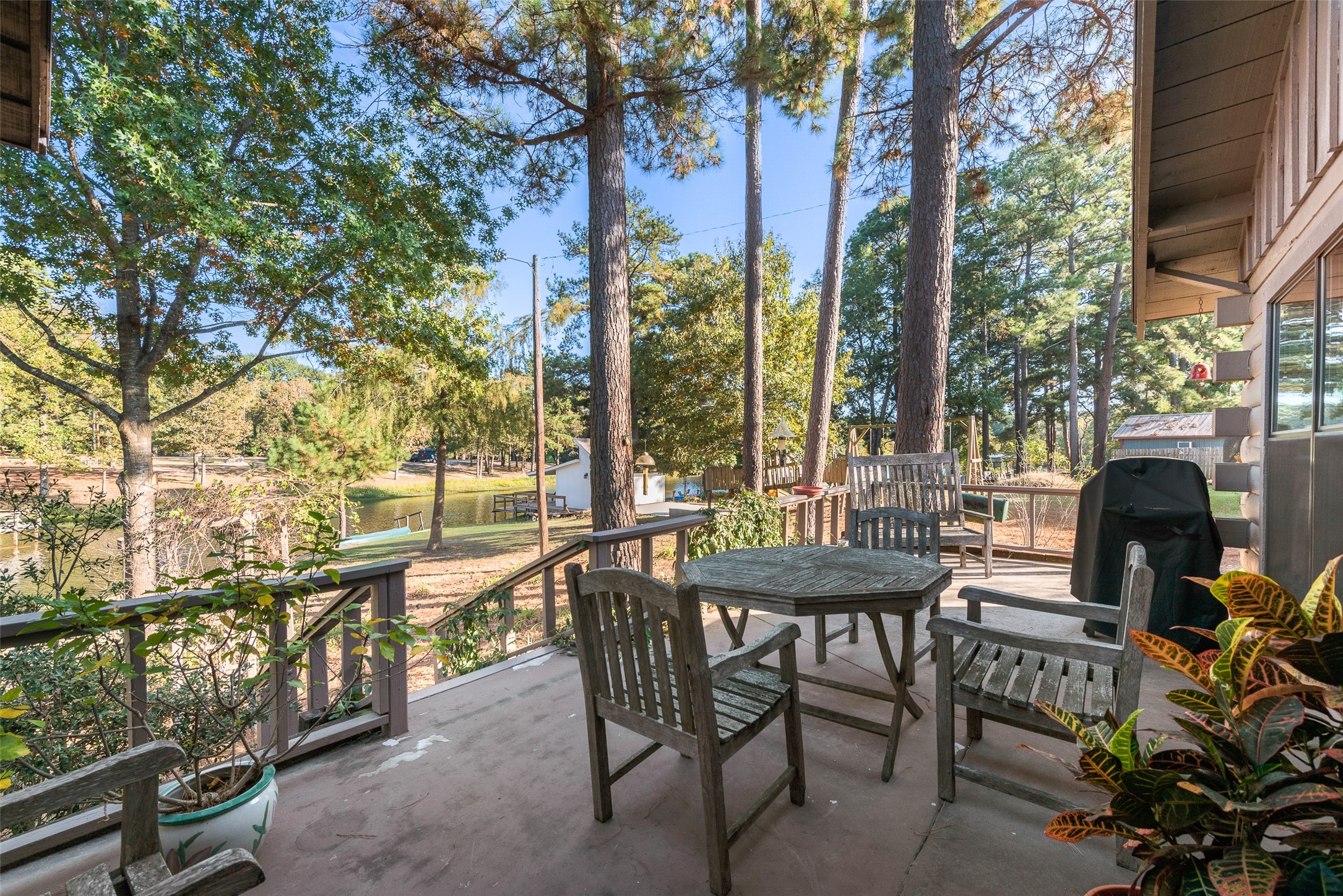 216 County Road 2111