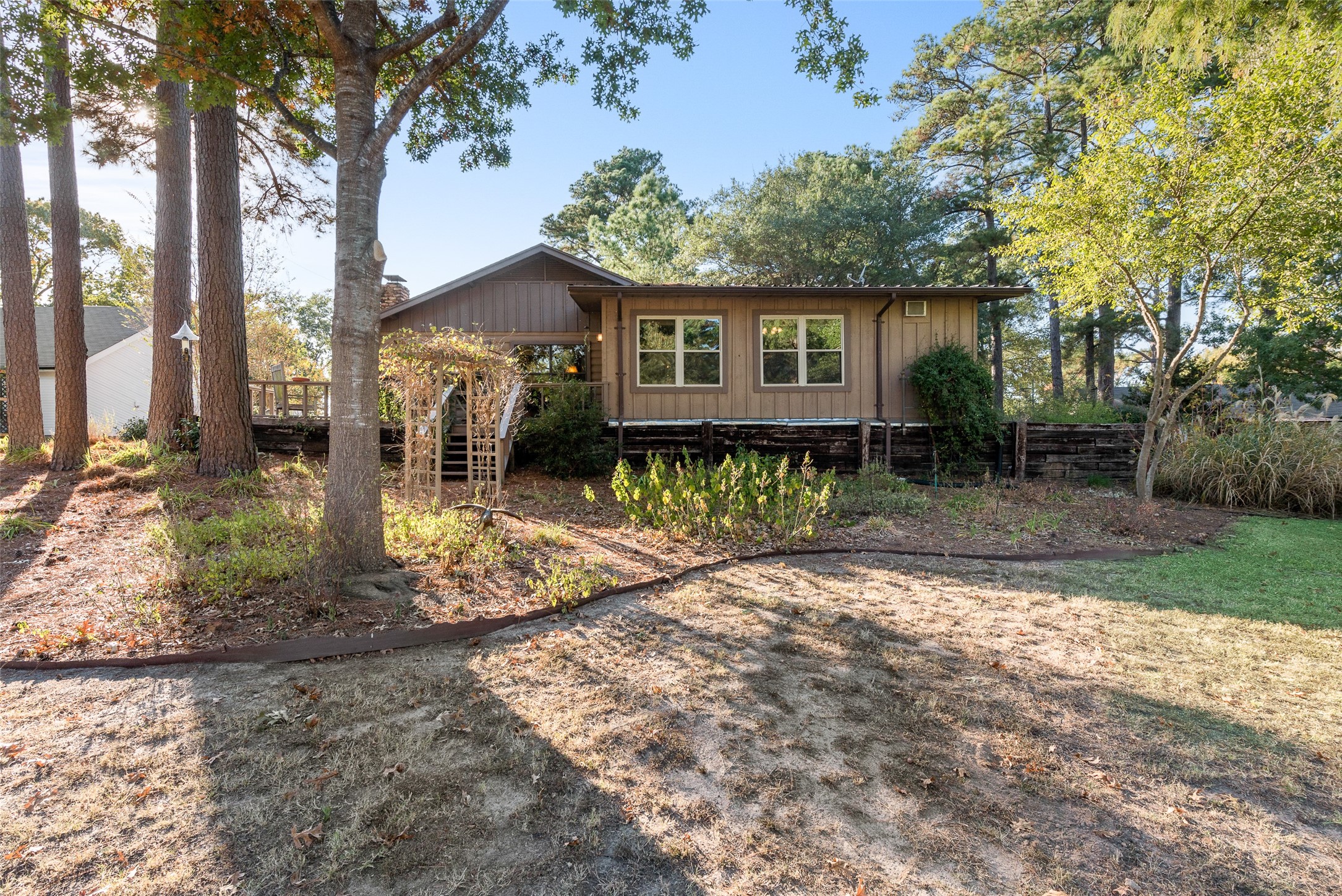 216 County Road 2111