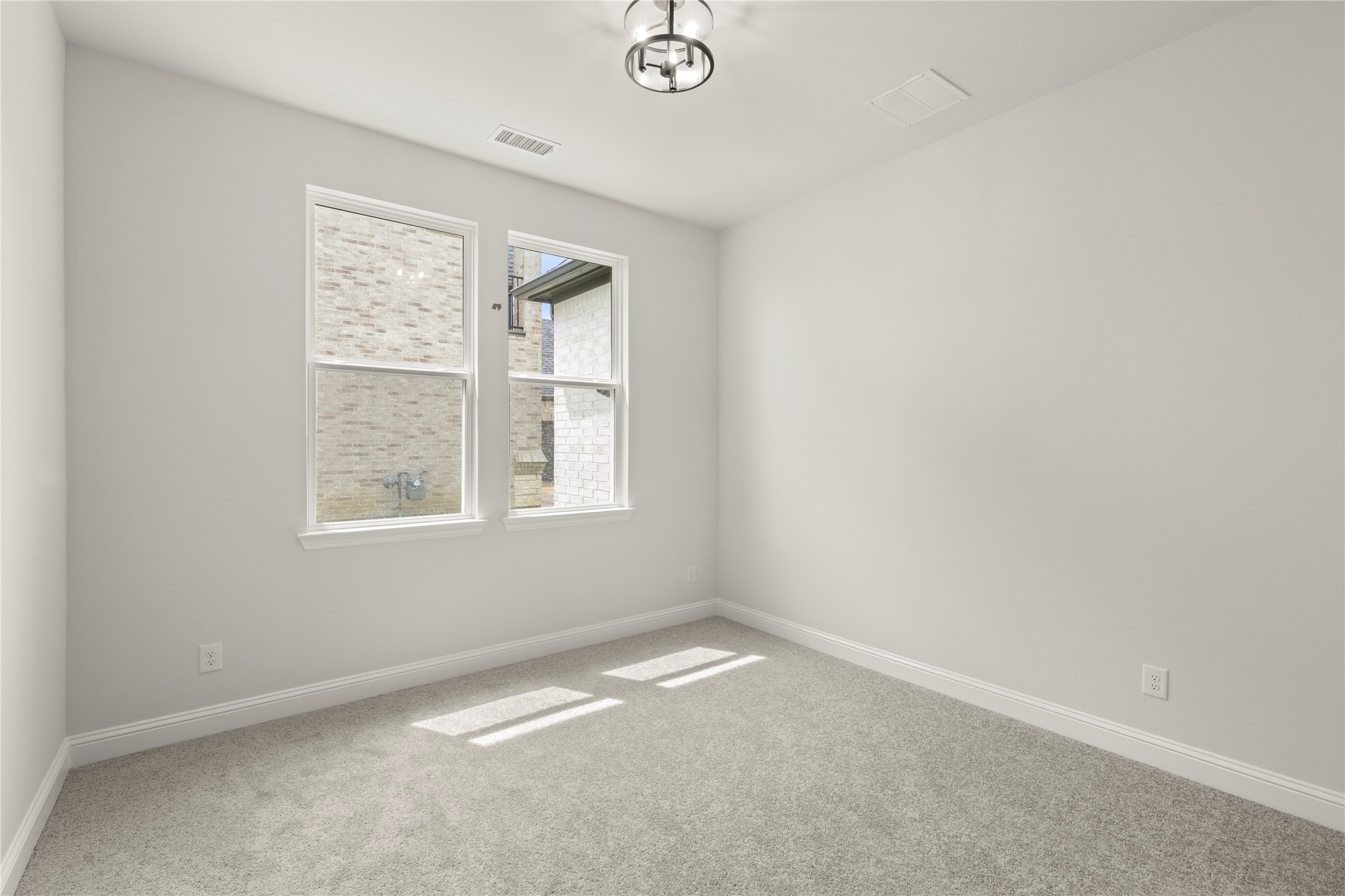 2109 Stratford Road