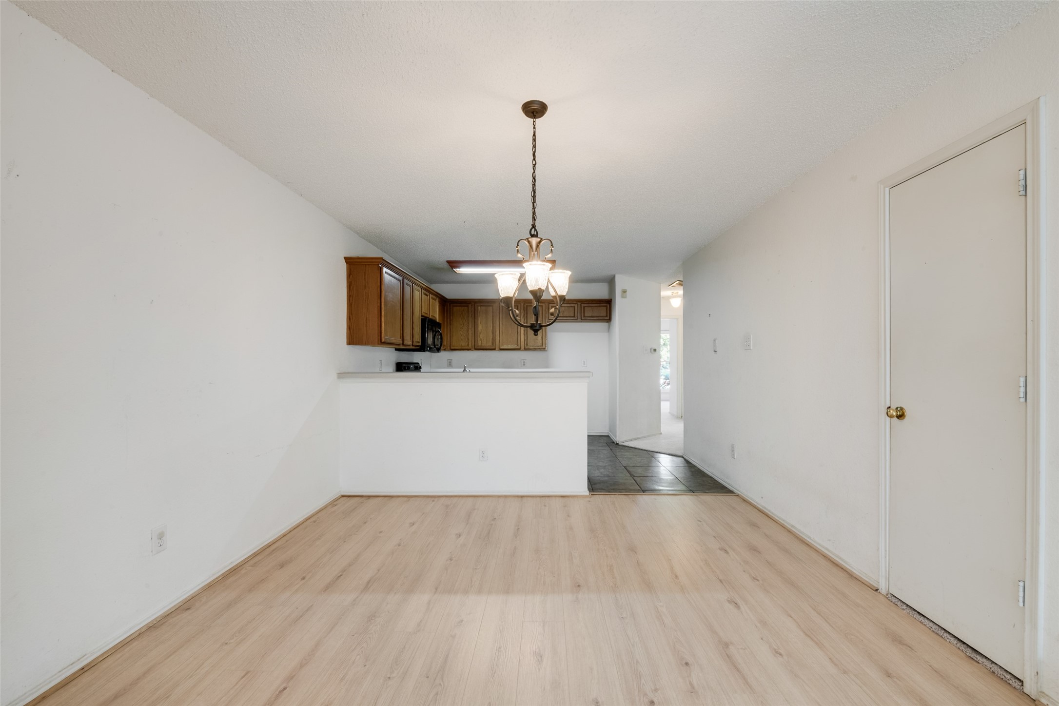 3840 Scarsdale Lane