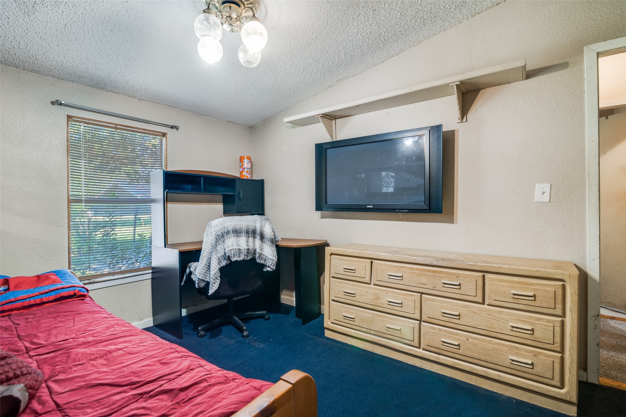 1106 N Fm 1138