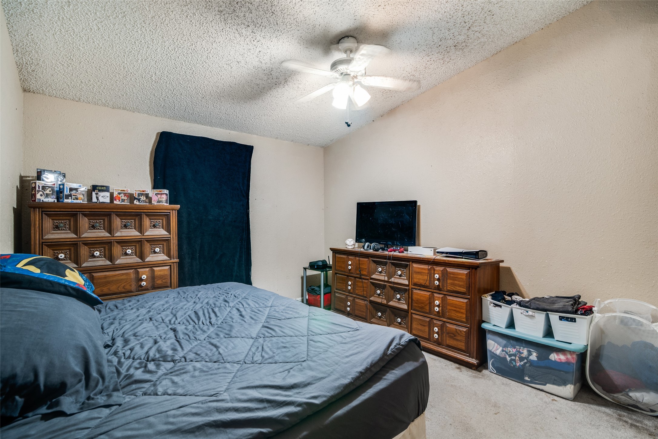 1106 N Fm 1138