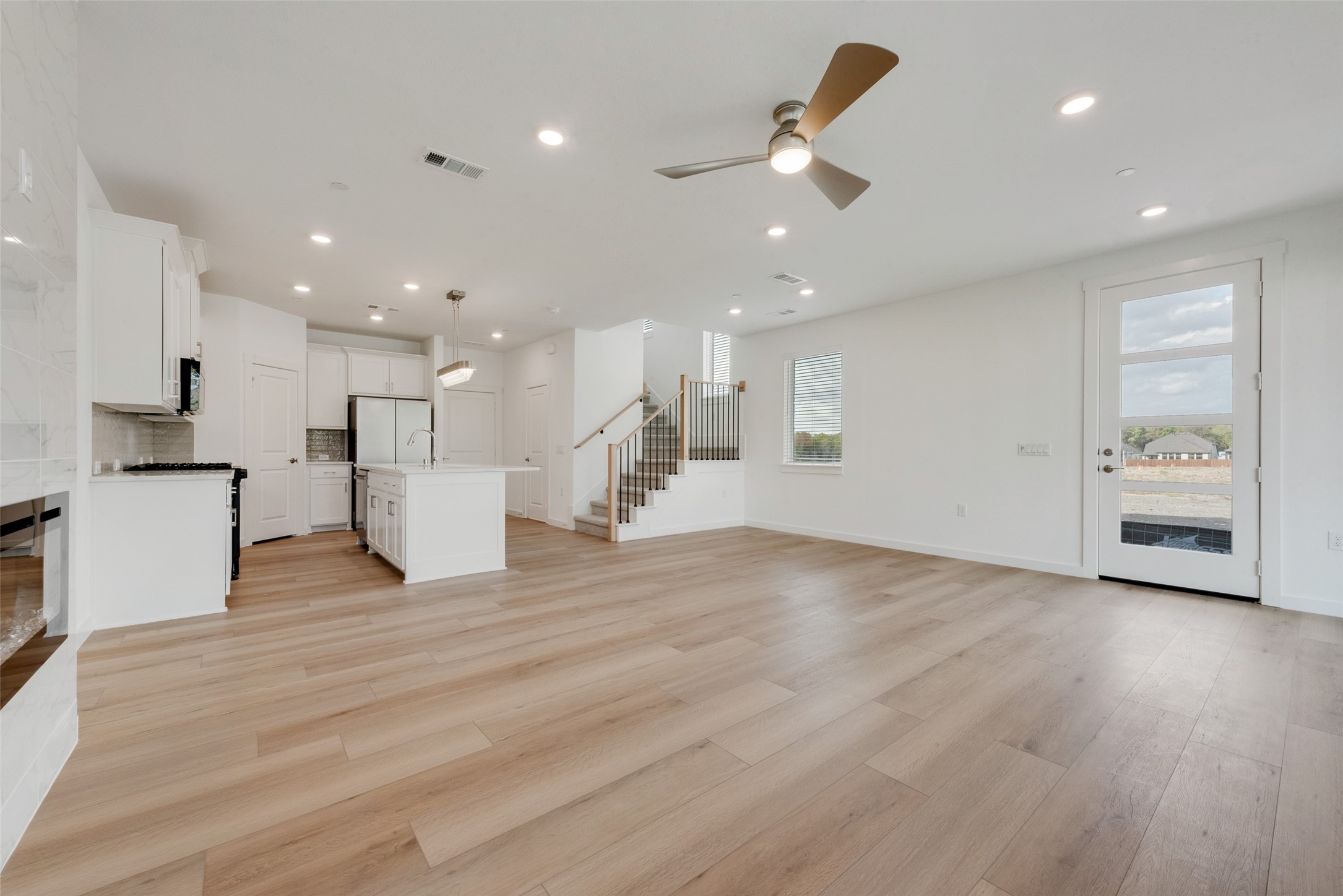 1811 Parkview