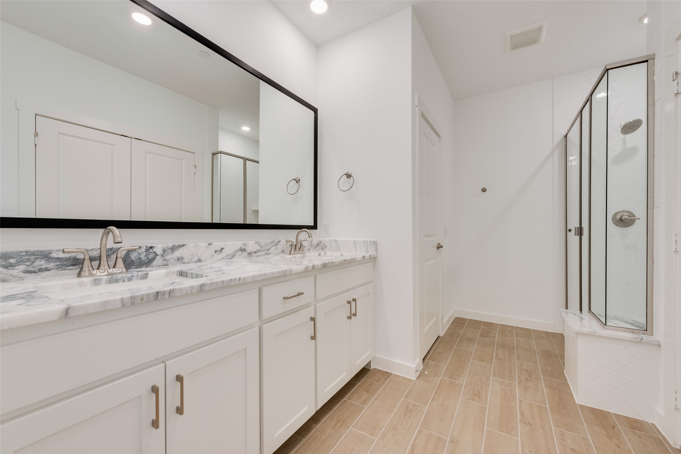 1811 Parkview