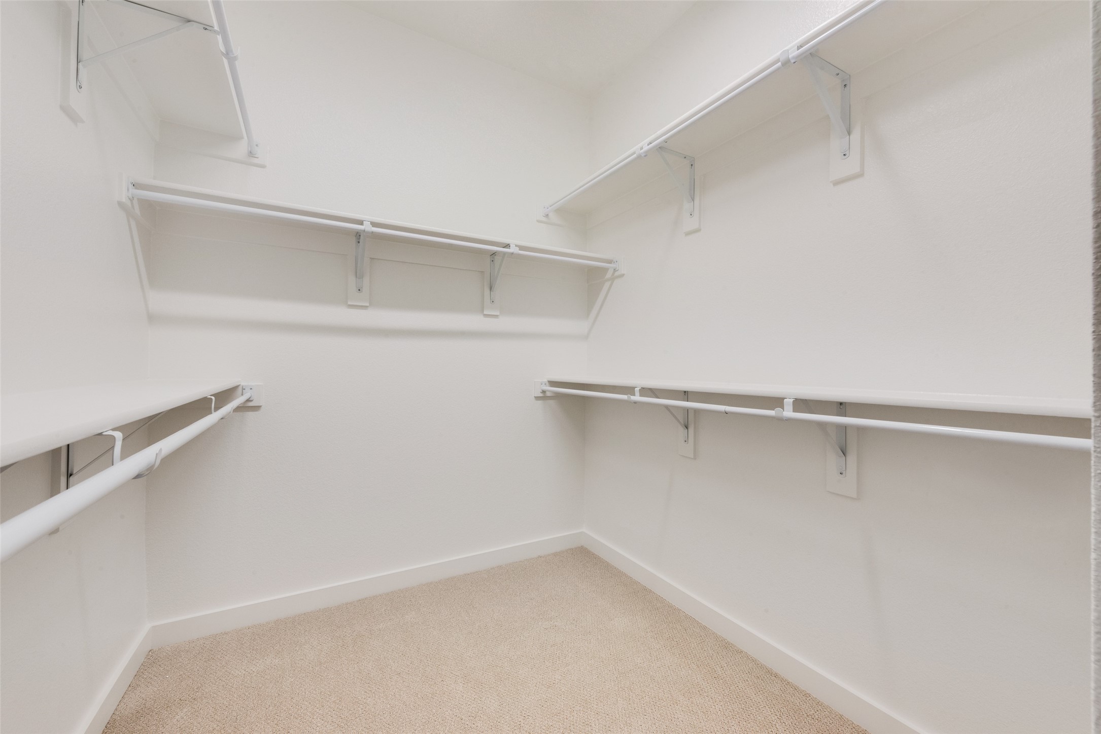 1811 Parkview