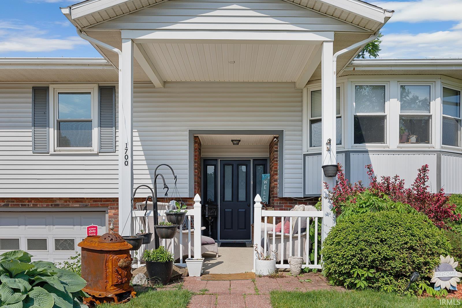 1700 Tanglewood Drive