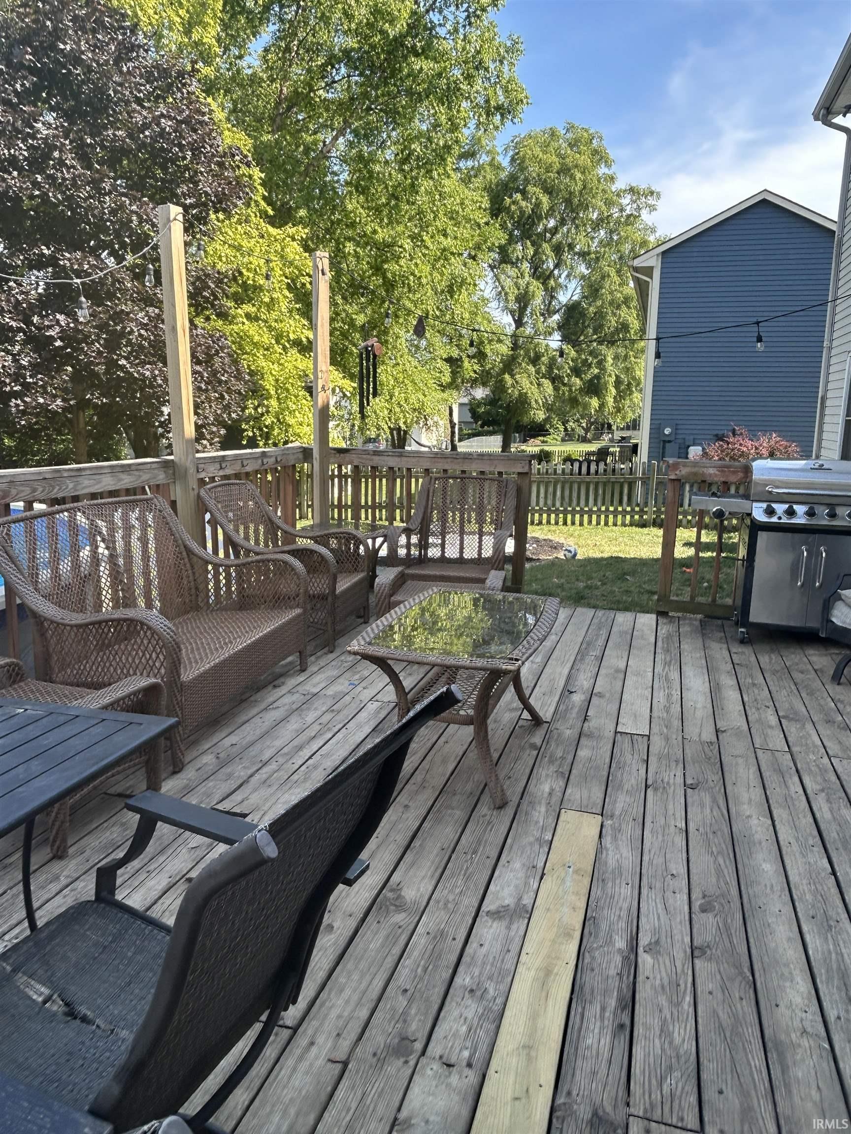 2207 Wake Robin Drive