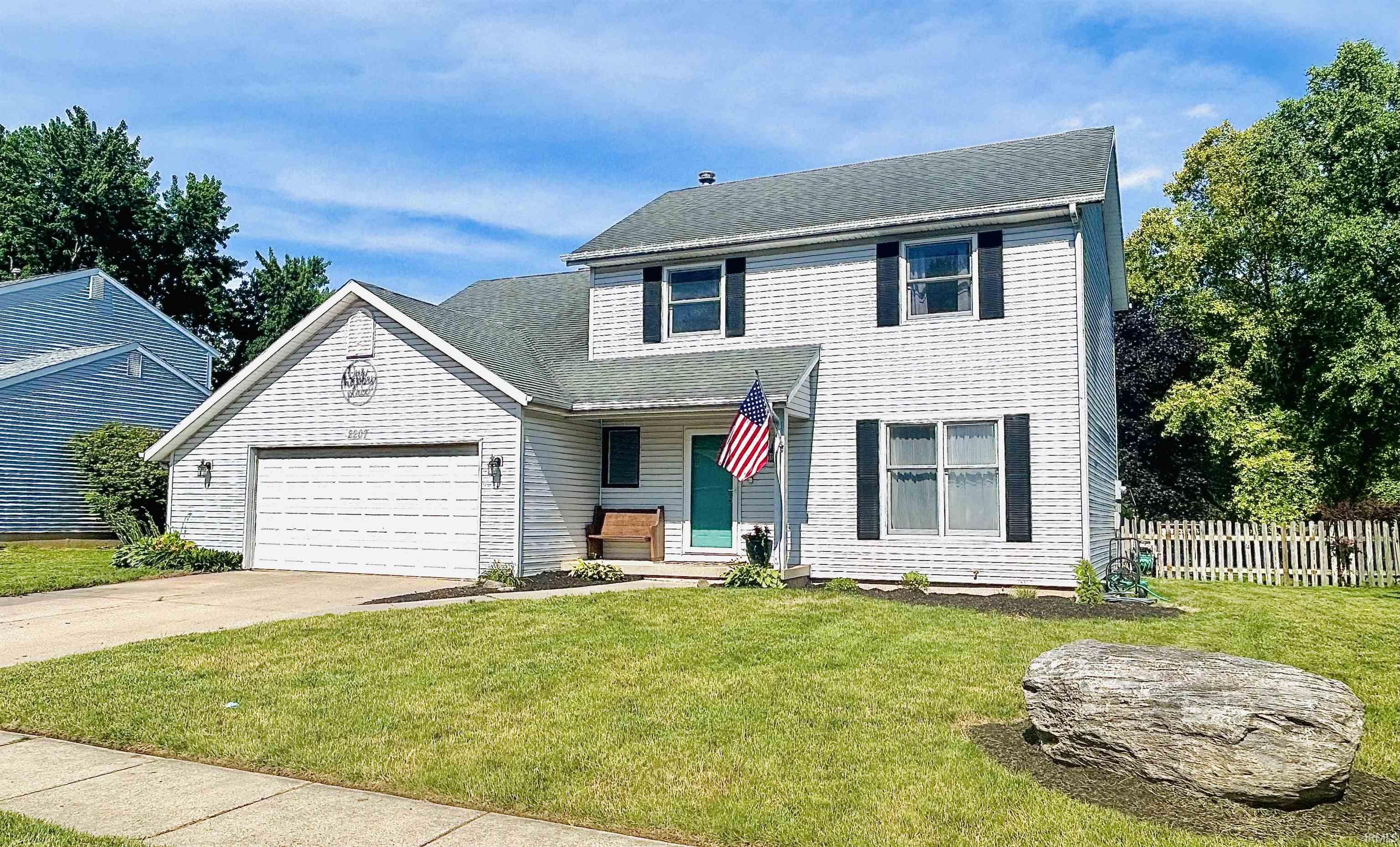 2207 Wake Robin Drive