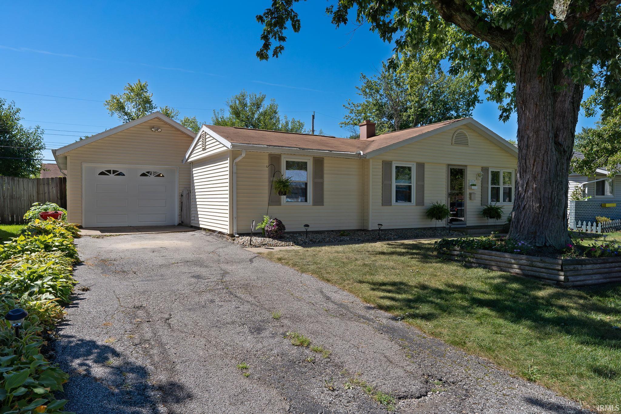 2017 Manitou Drive