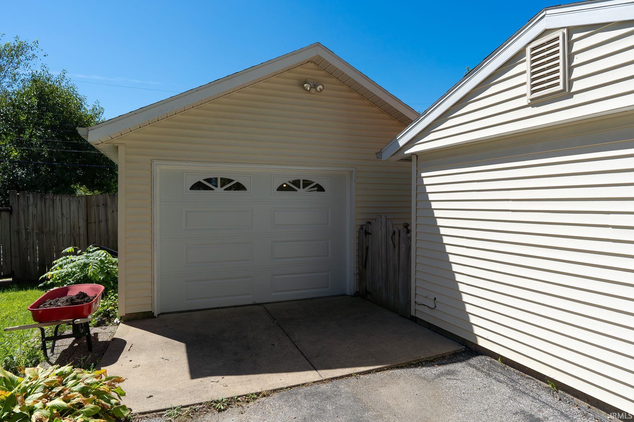2017 Manitou Drive