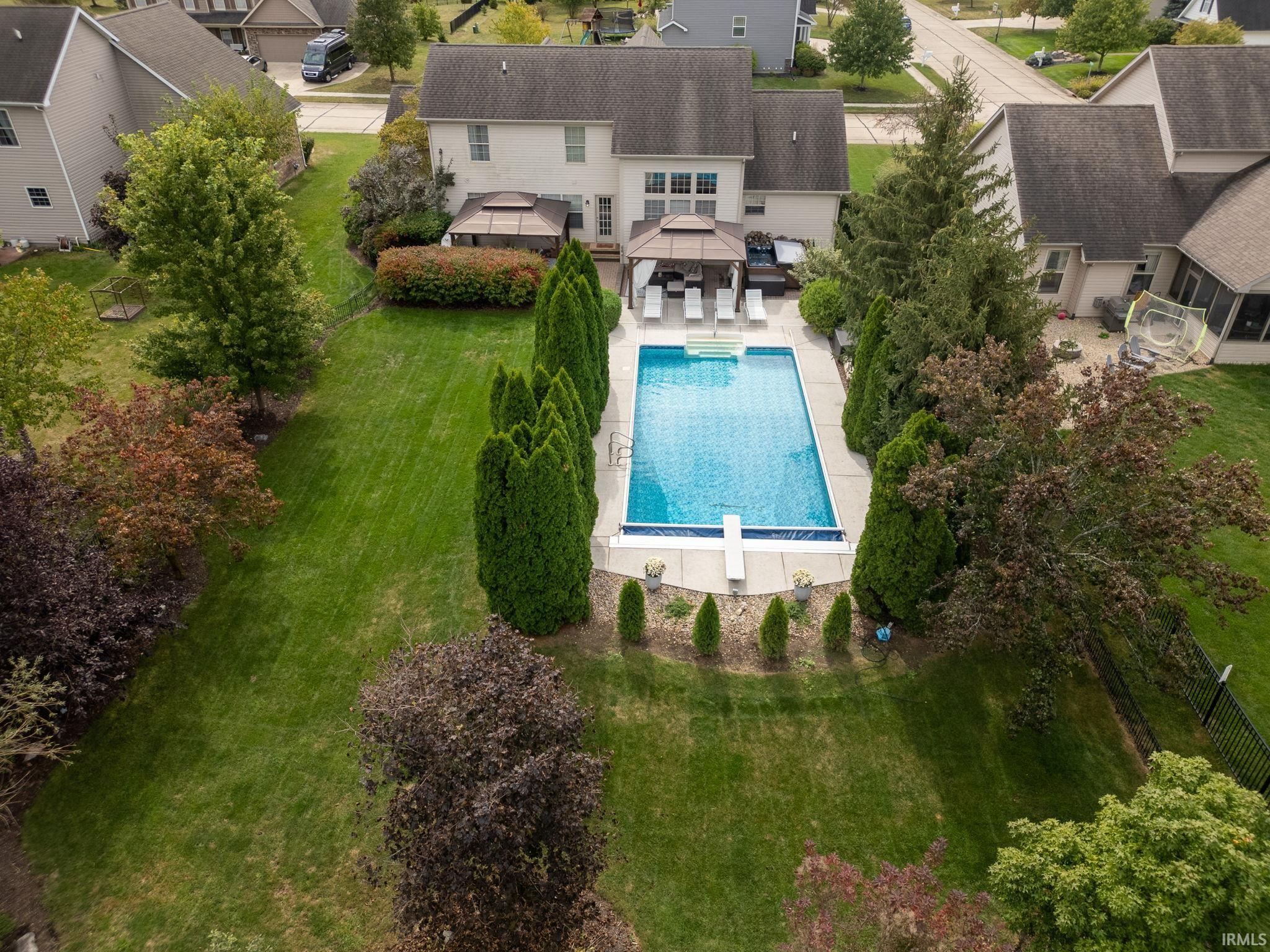 778 N Commodores Lane
