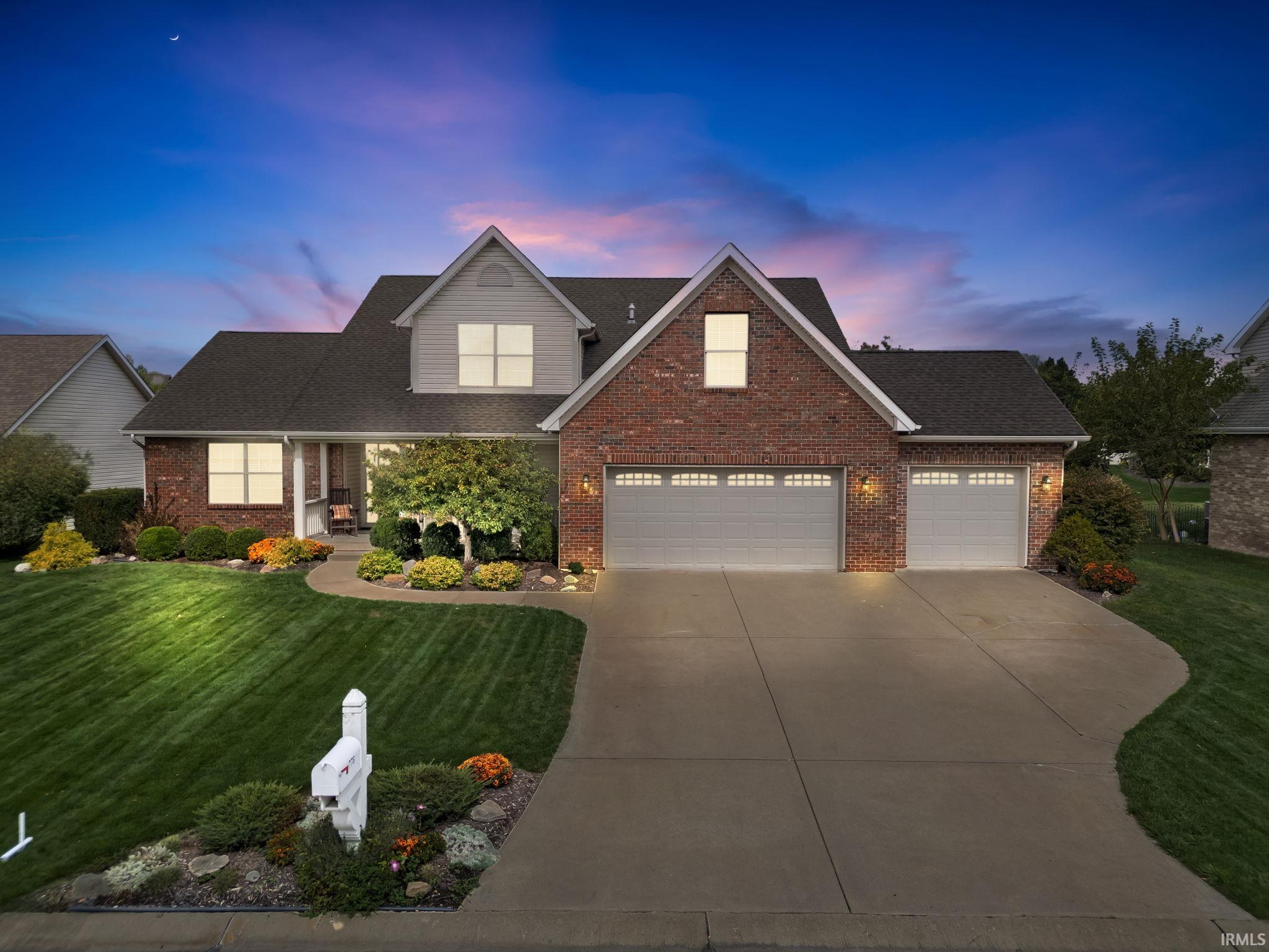 778 N Commodores Lane