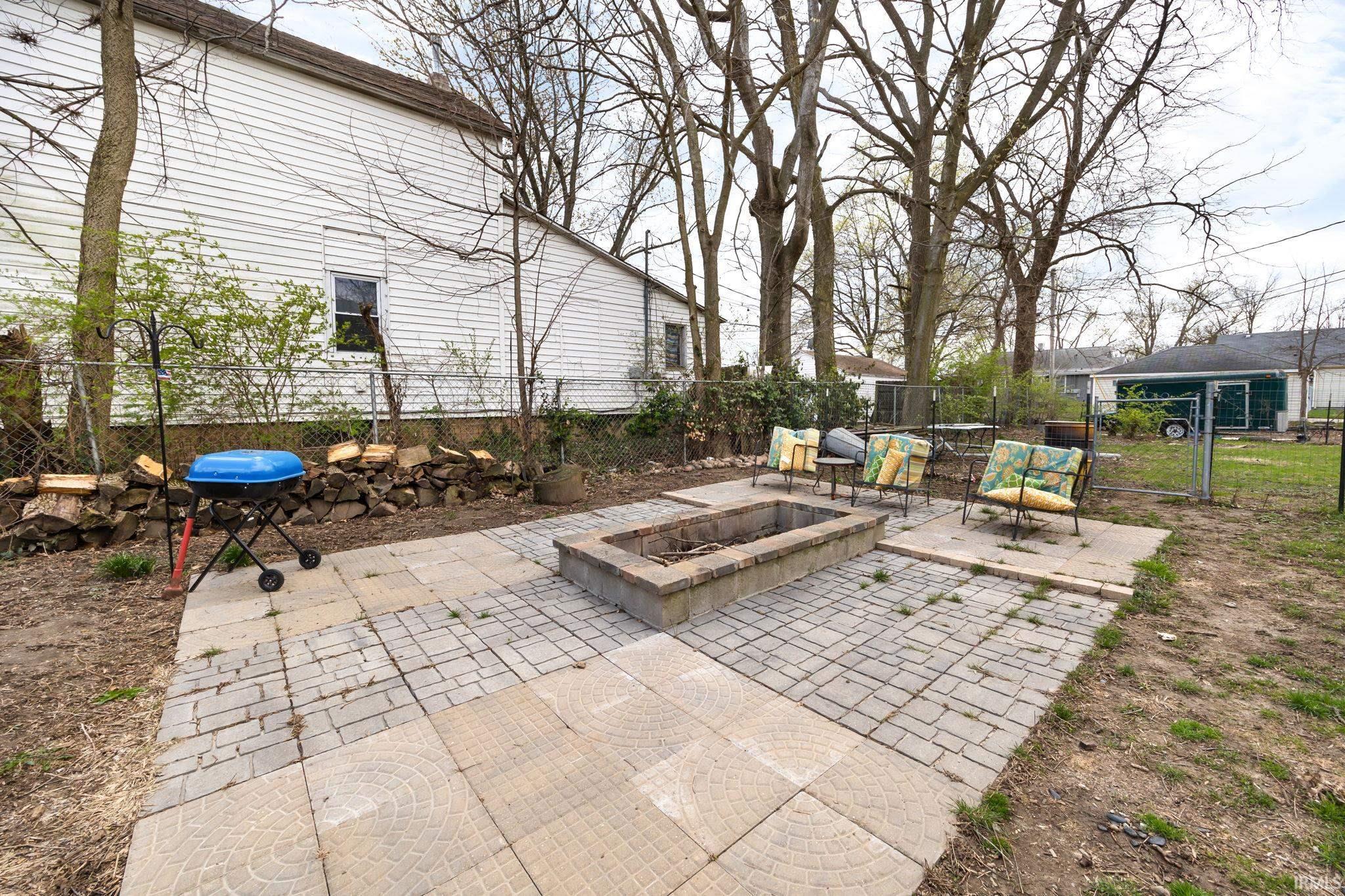 1004 S 14th Street