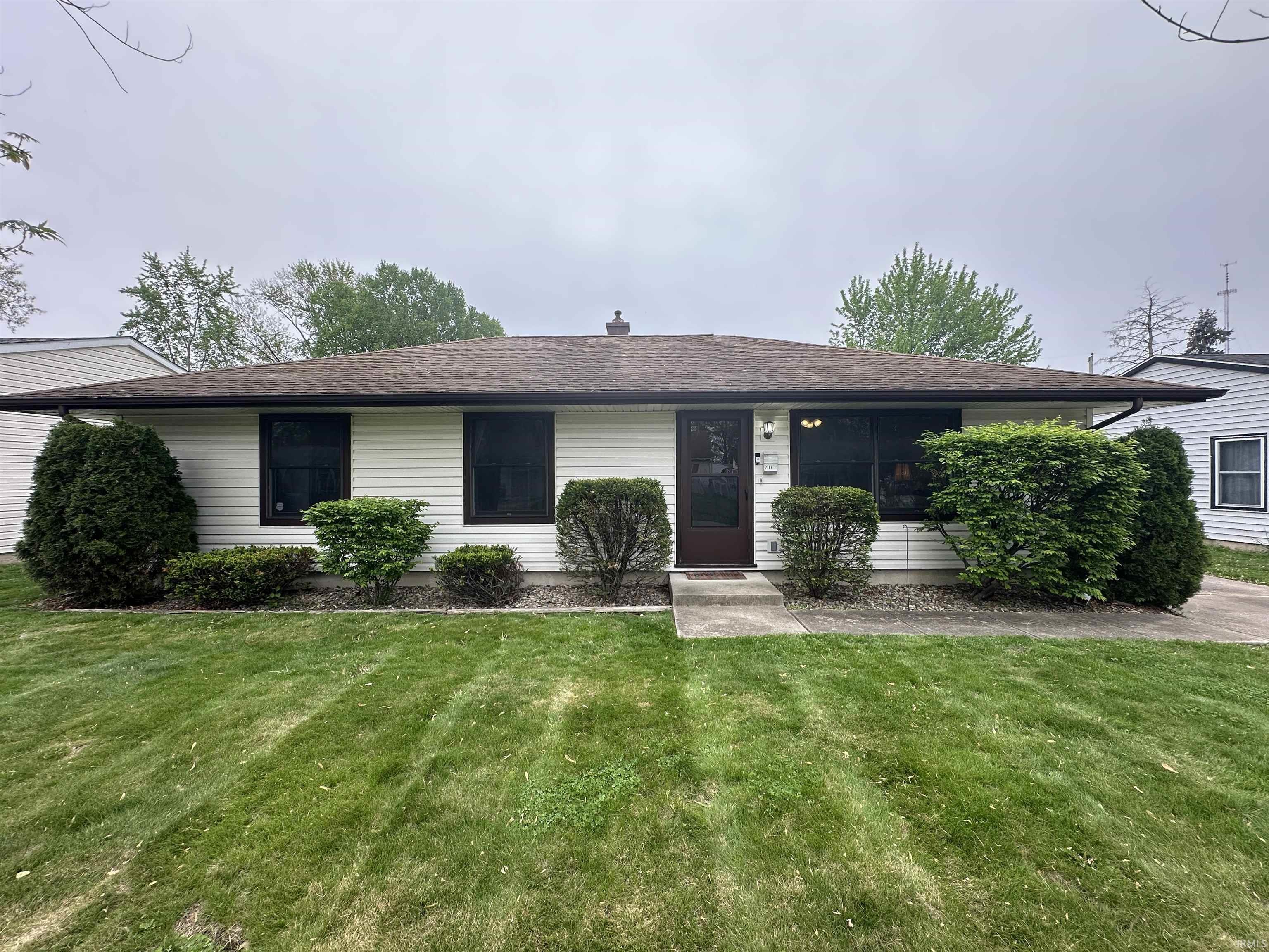 2313 MANITOBA Drive